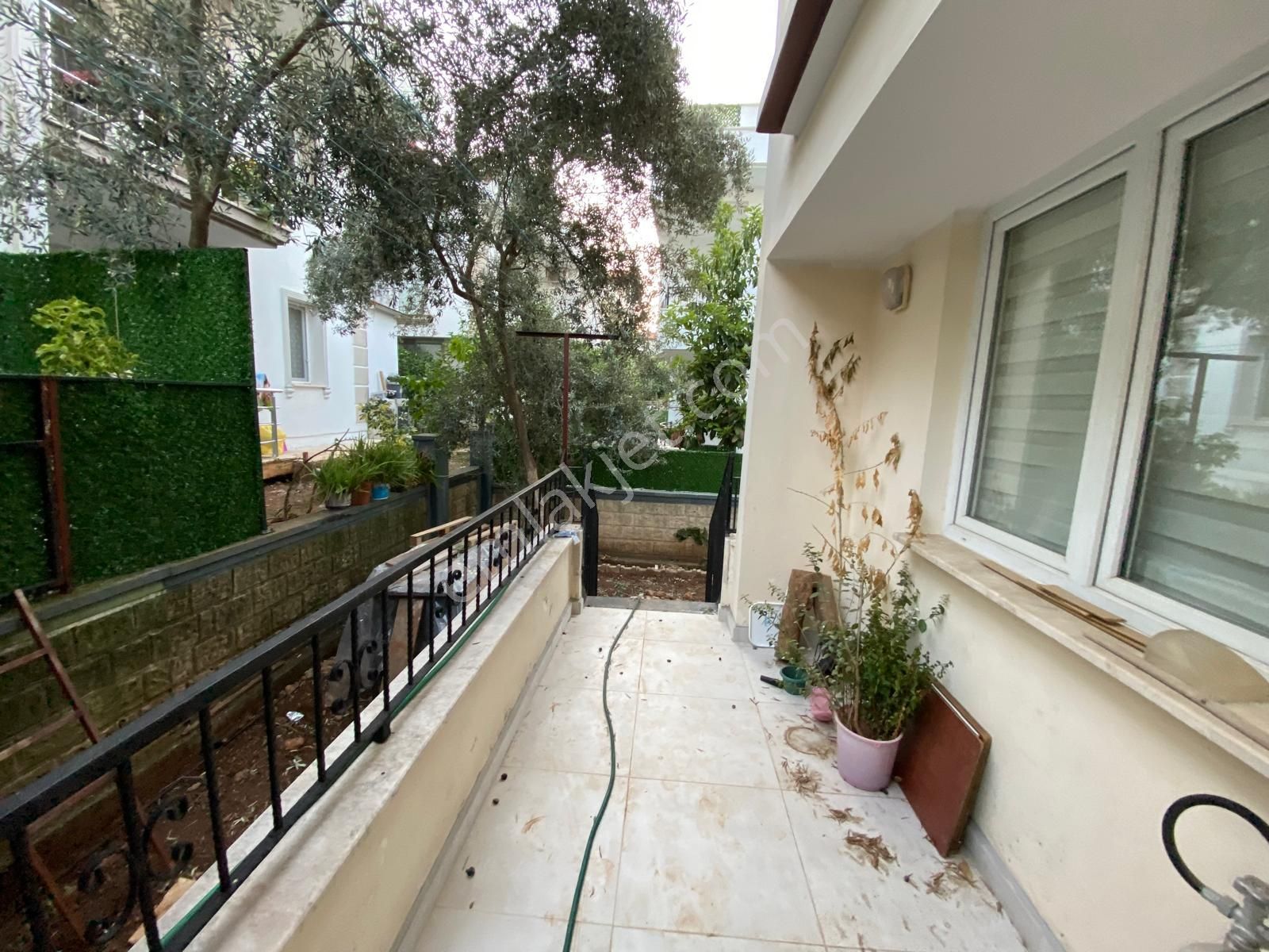 Fethiye Merkezde Bahçeli,eşyalı,kapalı Mutfak 2+1 Kiralık Yüksek Giriş - Görsel 11