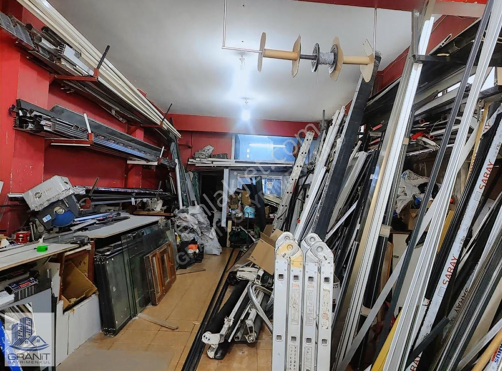 Granit Gayrimenkul'den 60 M2 Yüksek Giriş Satılık Dükkan - Görsel 3