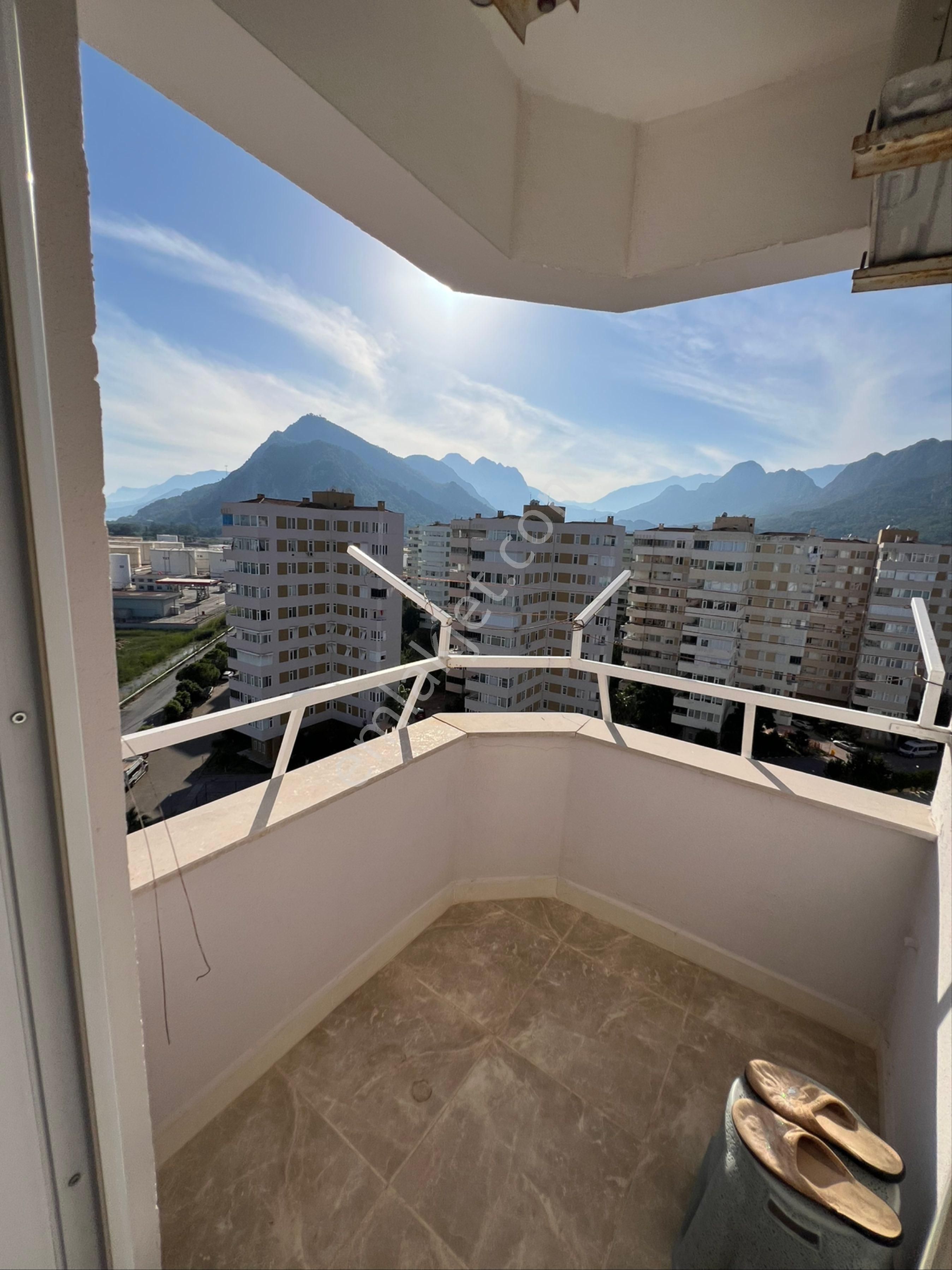 Liman Mahallesi Mimoza Sitesinde Satılık 3+1 Eşyalı Lüks Daire - Görsel 7