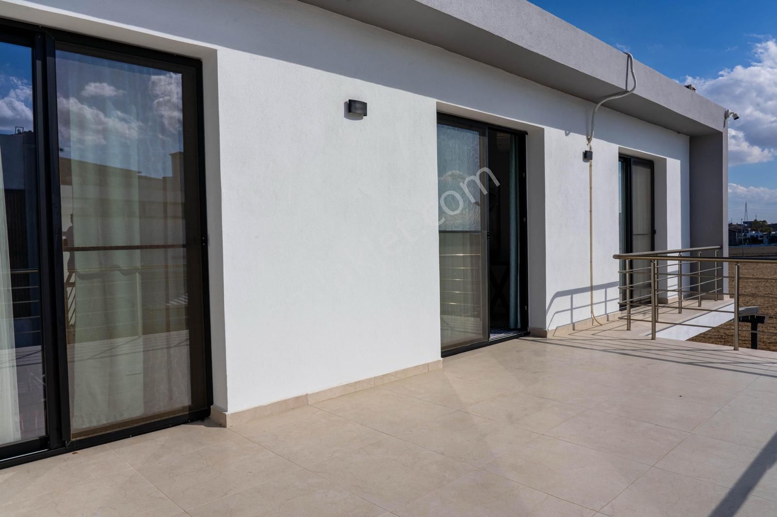 Girne Boğaz Bölgesinde 3+1 Bağımsız Villa - Site İçerisinde - Full Eşyalı - Türk Koçanlı £330.000 - Görsel 12