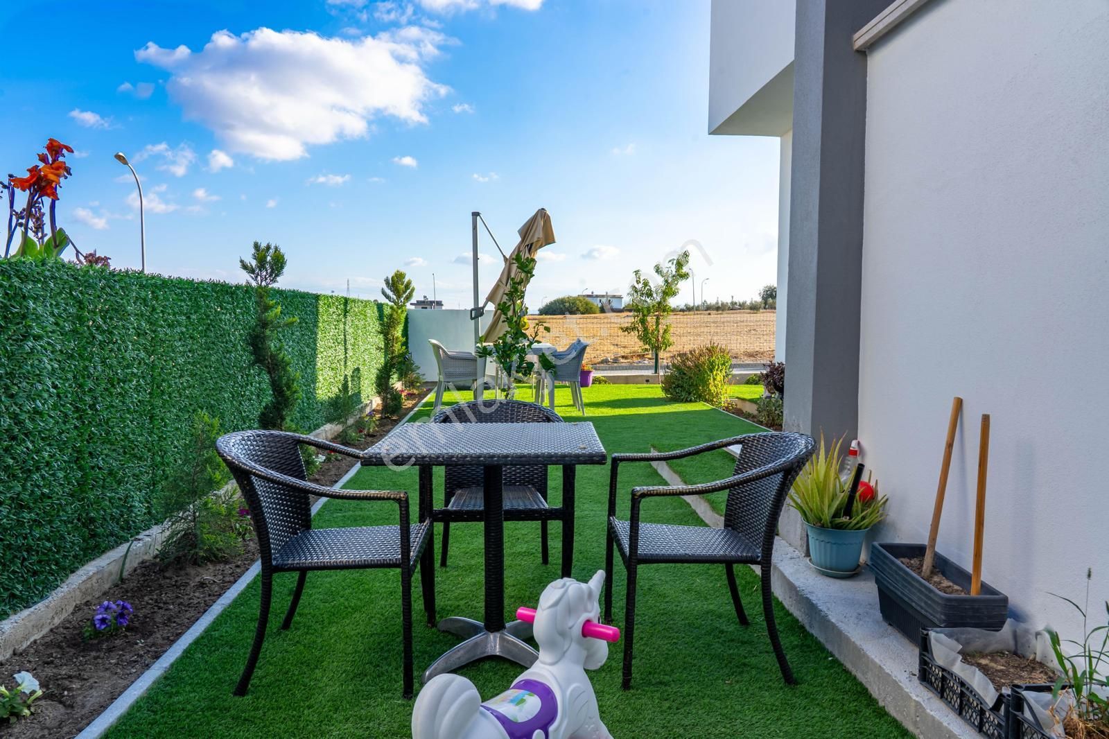 Girne Boğaz Bölgesinde 3+1 Bağımsız Villa - Site İçerisinde - Full Eşyalı - Türk Koçanlı £330.000 - Görsel 31