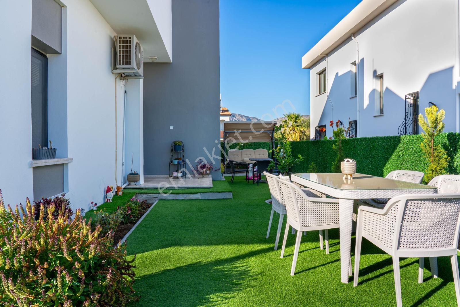 Girne Boğaz Bölgesinde 3+1 Bağımsız Villa - Site İçerisinde - Full Eşyalı - Türk Koçanlı £330.000 - Görsel 29