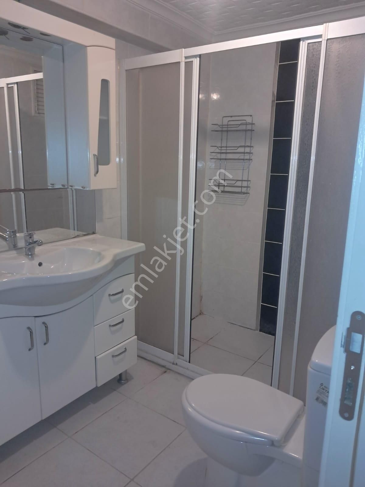 Beştepede Kot 1 De Altında Daire Var 2+1 Kiralık Daire - Görsel 9