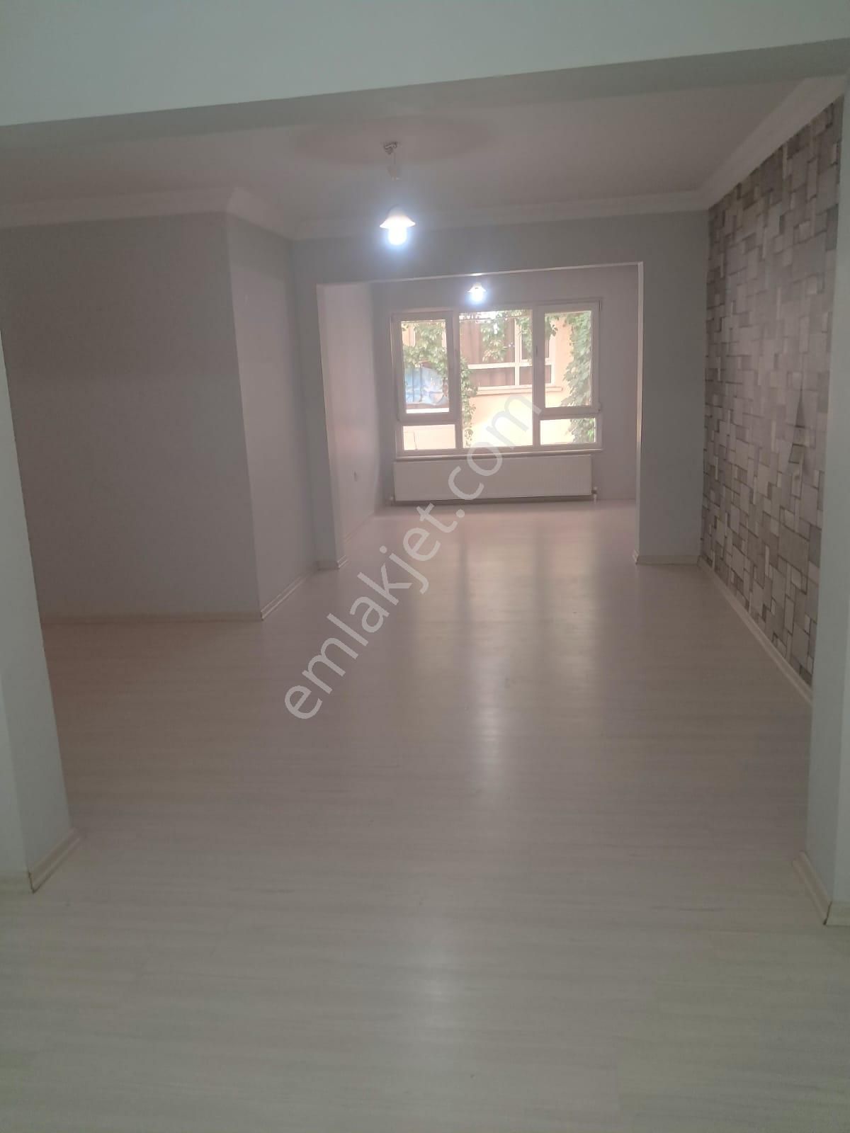 Beştepede Kot 1 De Altında Daire Var 2+1 Kiralık Daire - Görsel 16