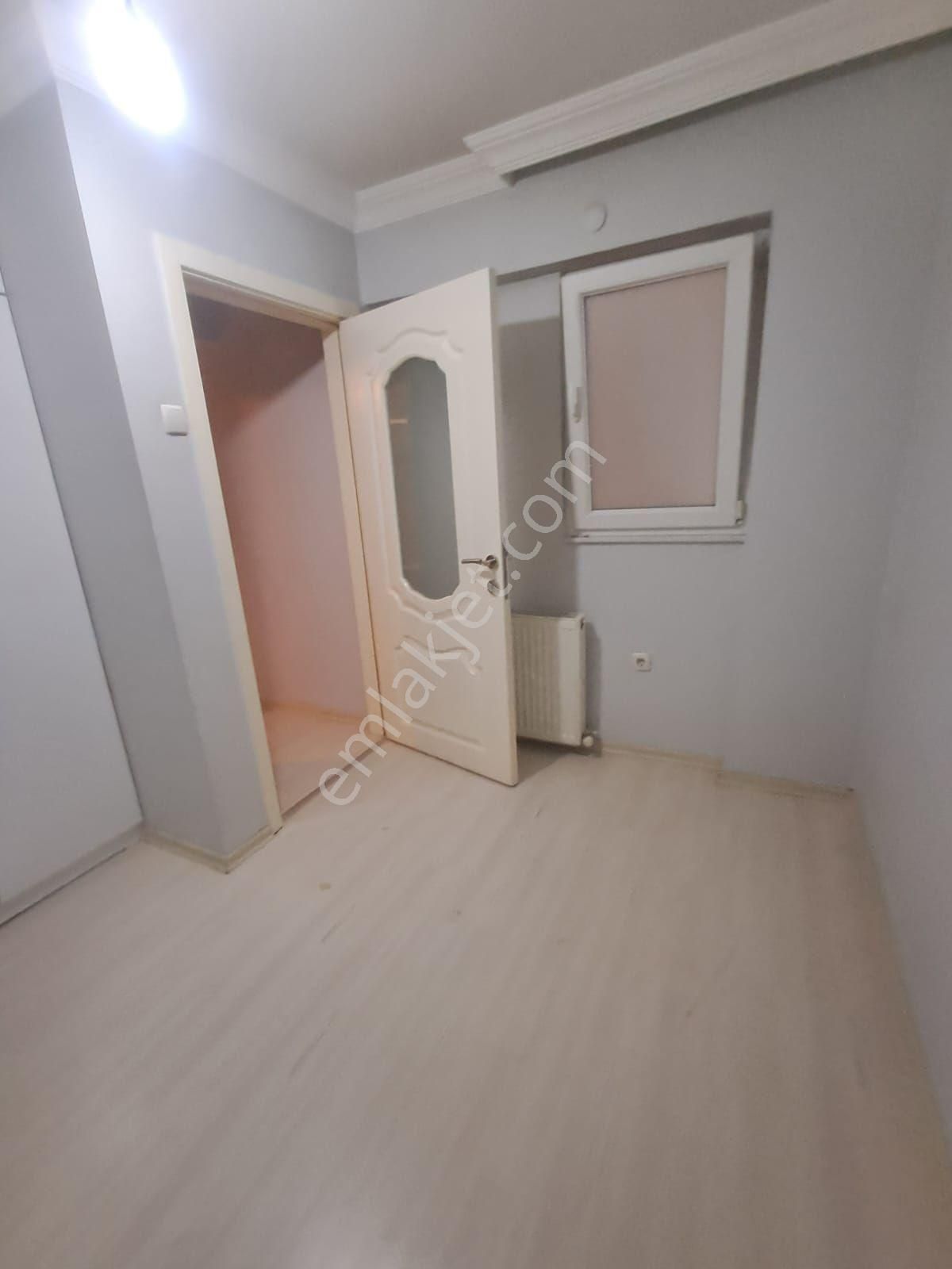 Beştepede Kot 1 De Altında Daire Var 2+1 Kiralık Daire - Görsel 4