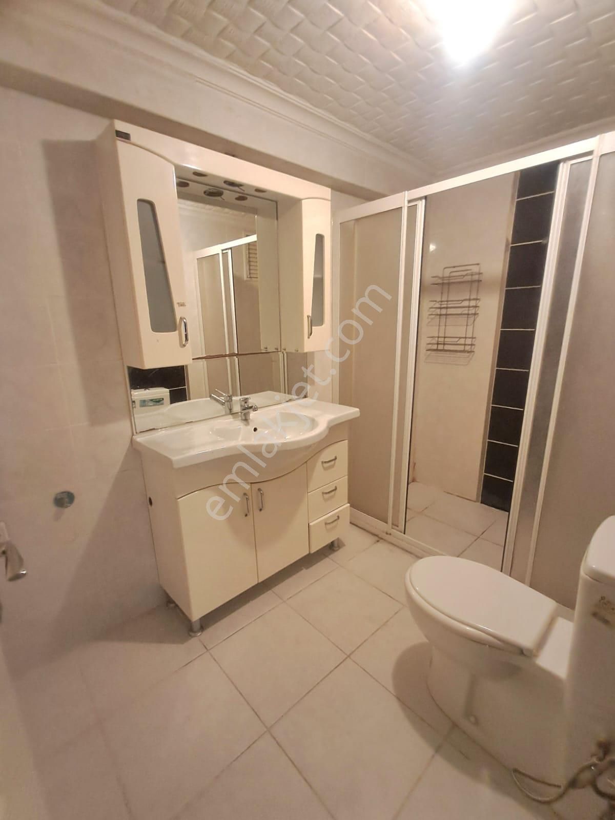 Beştepede Kot 1 De Altında Daire Var 2+1 Kiralık Daire - Görsel 14