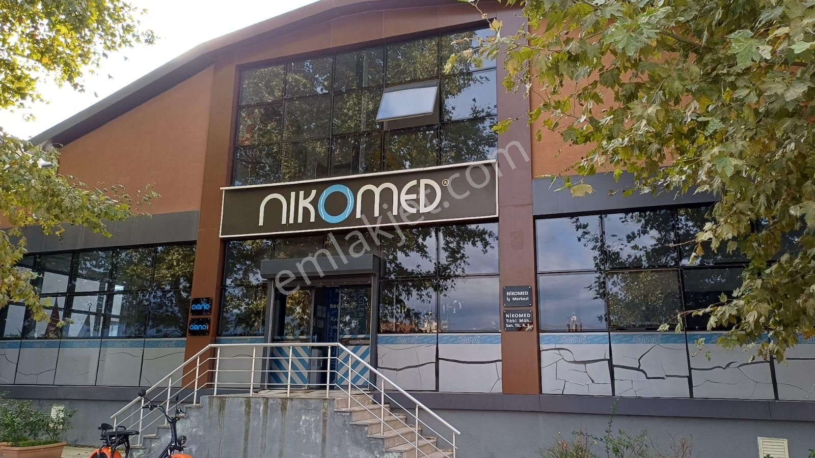 Başiskele,yeniköy,de Sıfır 850 M. Kare İş Merkezi. Müstakil Lüks, Her İşe Uygun