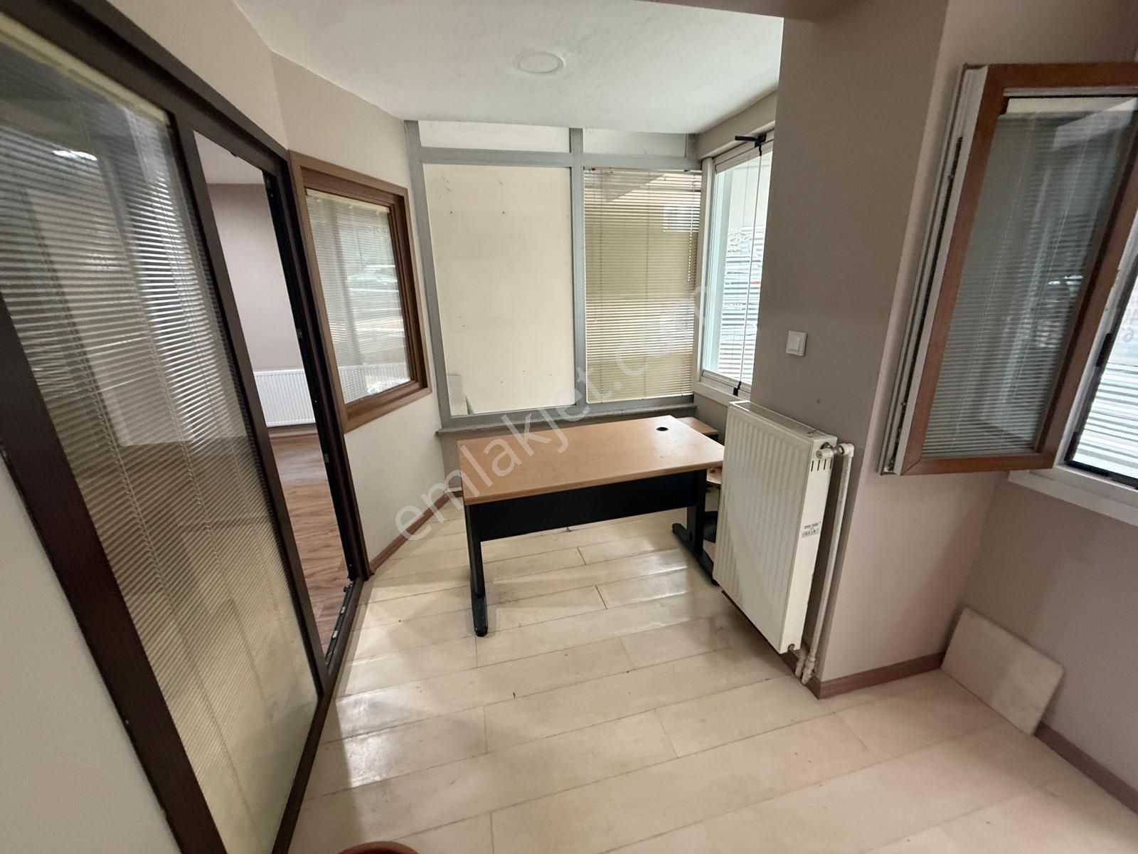 E-5 Karayoluna 30 Metre Mesafede Çift Katlı 430 M2 (kat Tapulu) - Görsel 33