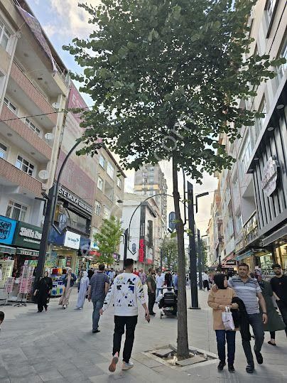 Bağcılar Sancaktepe Çarşı Caddesinde Komple Satılık Bina - Görsel 4