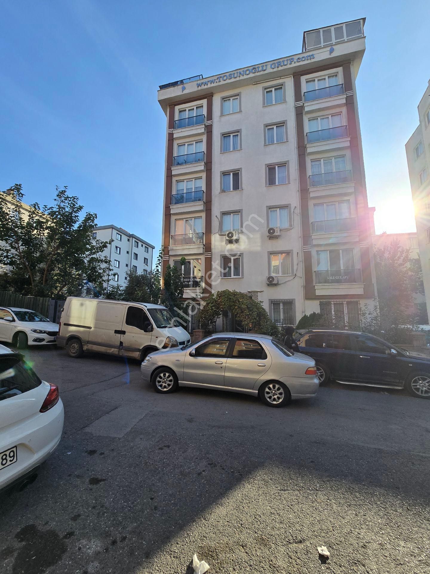 Ümraniye Tepeüstü Mahallesinde 3+1 - Görsel 2