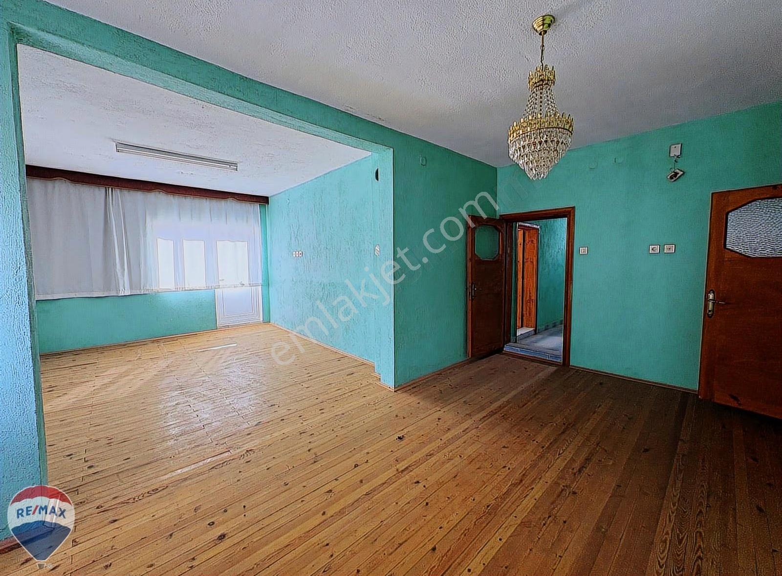 Remax Mavi'den Dişli'de Satılık Müstakil Bahçeli Ev - Görsel 25
