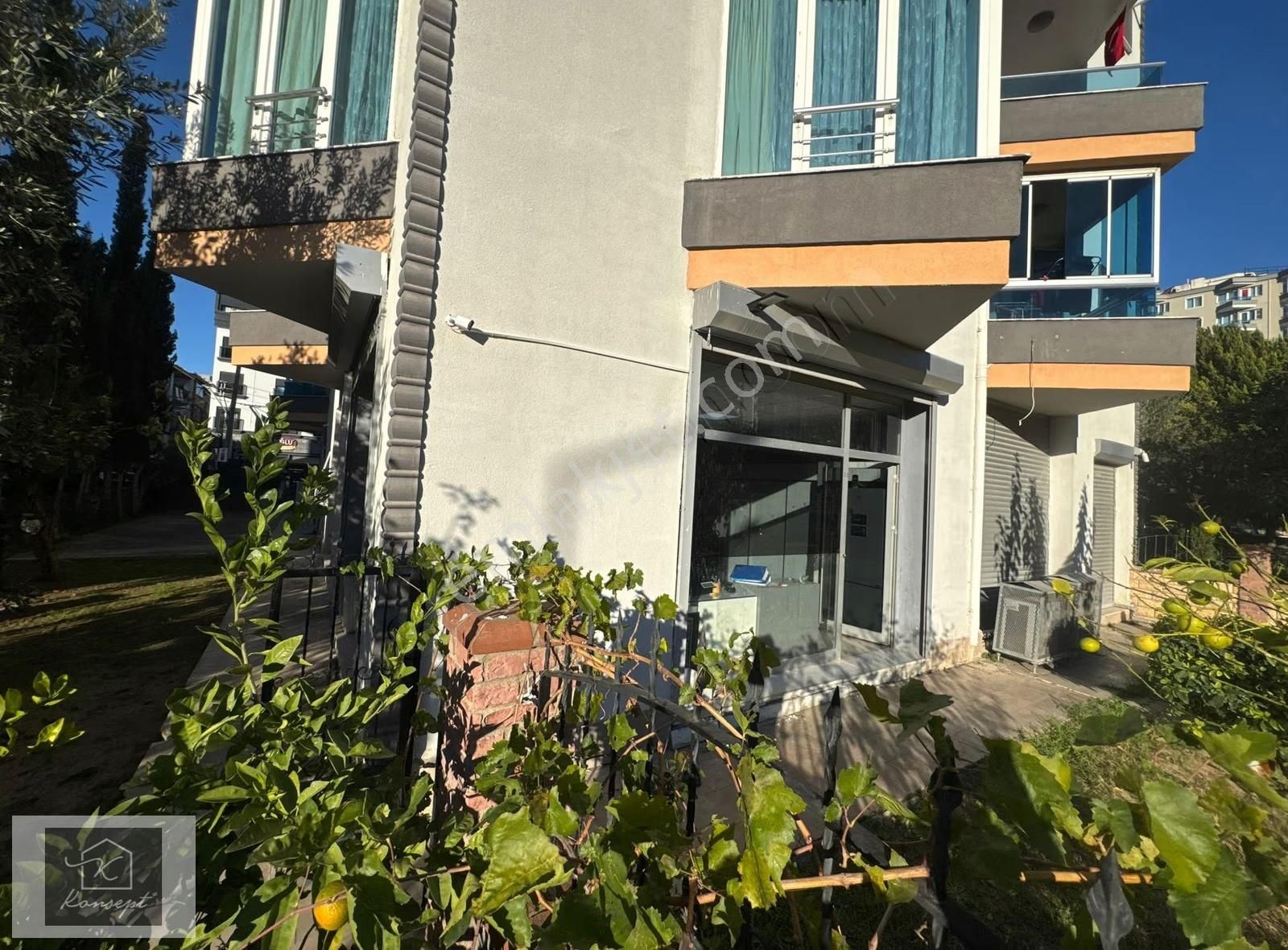 Konsept'den Cadde Yakını Sınırsız Kredili Satılık Dükkan - Görsel 11