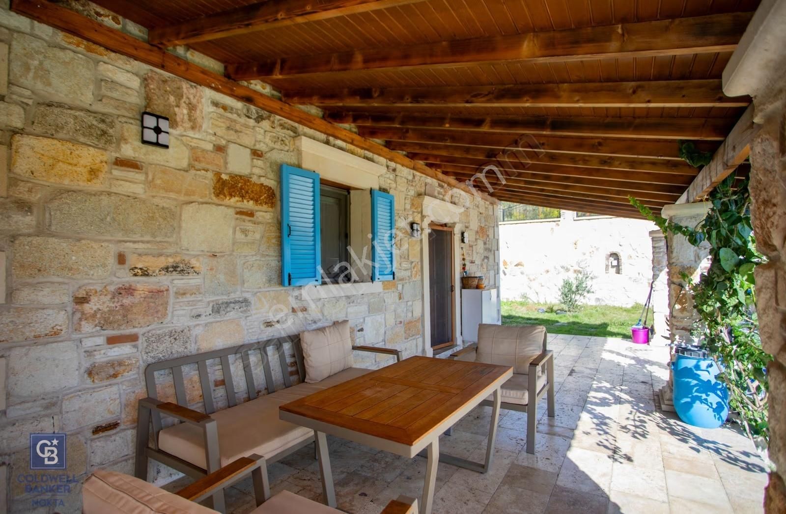 Foça Yenibağarası Zeytinköy Mevkii'nde Satılık Müstakil Villa - Görsel 13