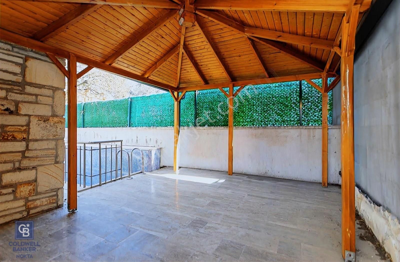 Foça Atatürk Mah. Satılık Müstakil Bahçeli 2+1 Dubleks Villa - Görsel 30