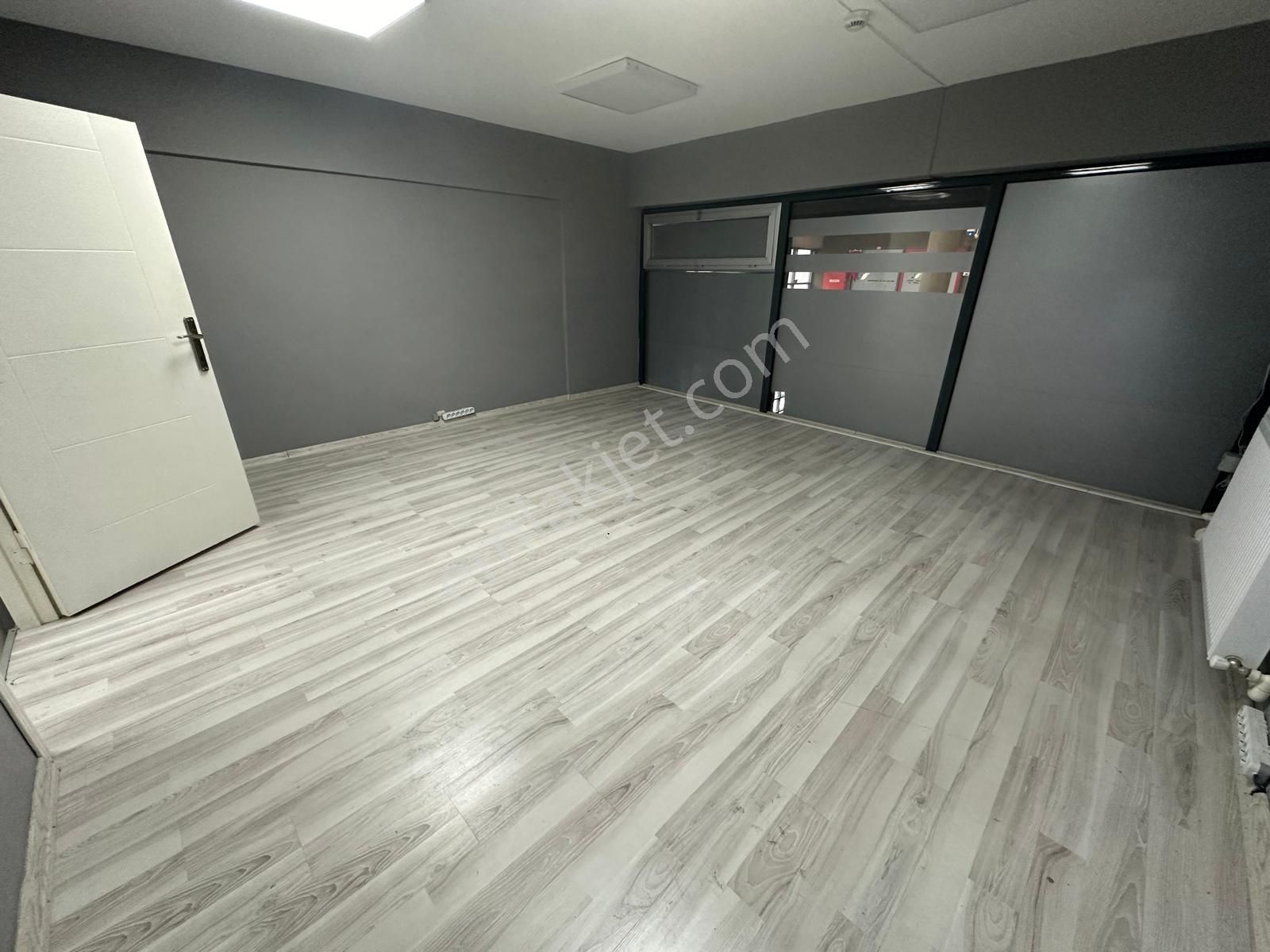 Em-of Emlak'tan Bölmeli Lüks Yapılı 120 M2 Kiralık İş Yeri - Görsel 11