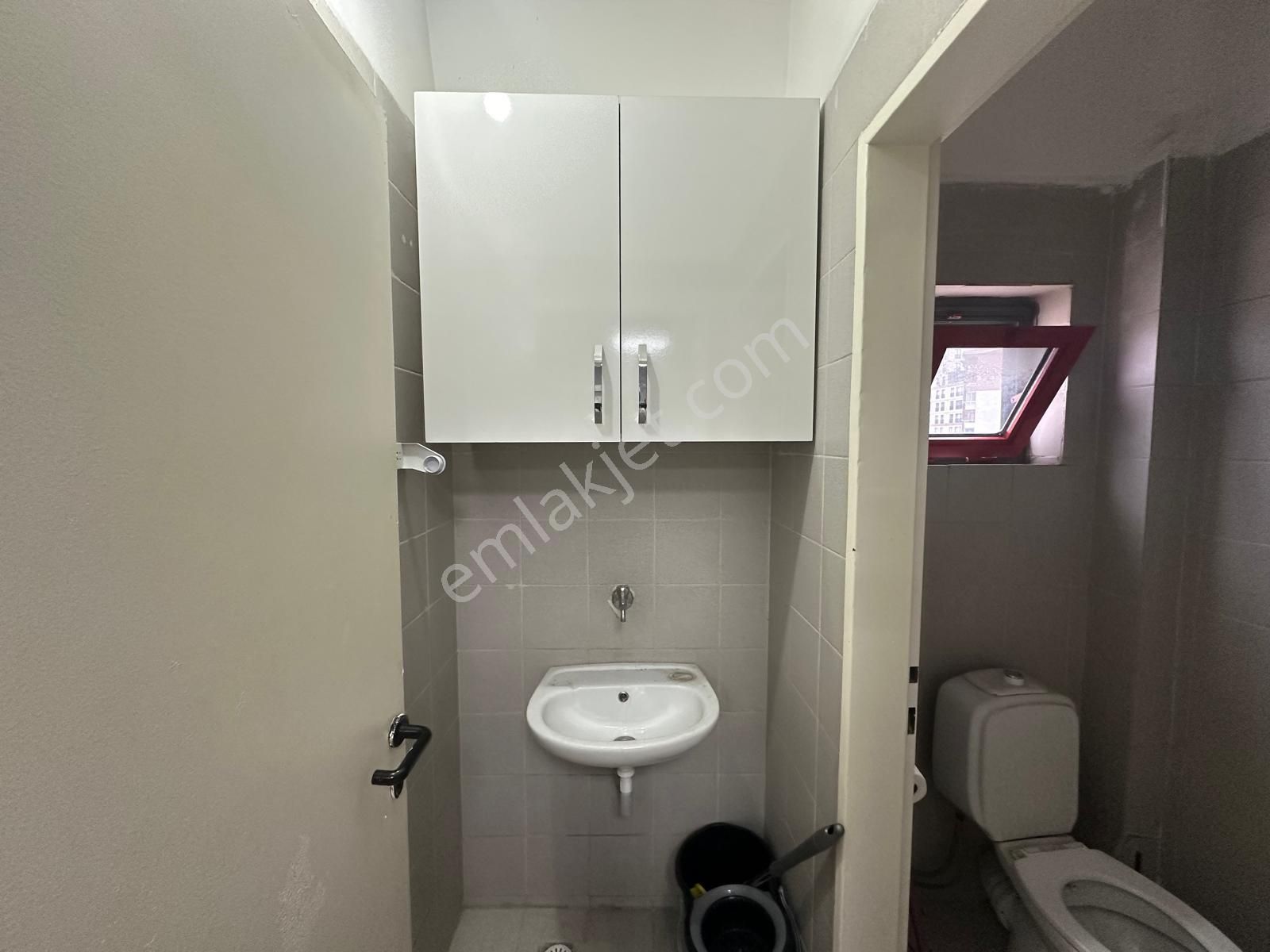 Em-of Emlak'tan Bölmeli Lüks Yapılı 120 M2 Kiralık İş Yeri - Görsel 17