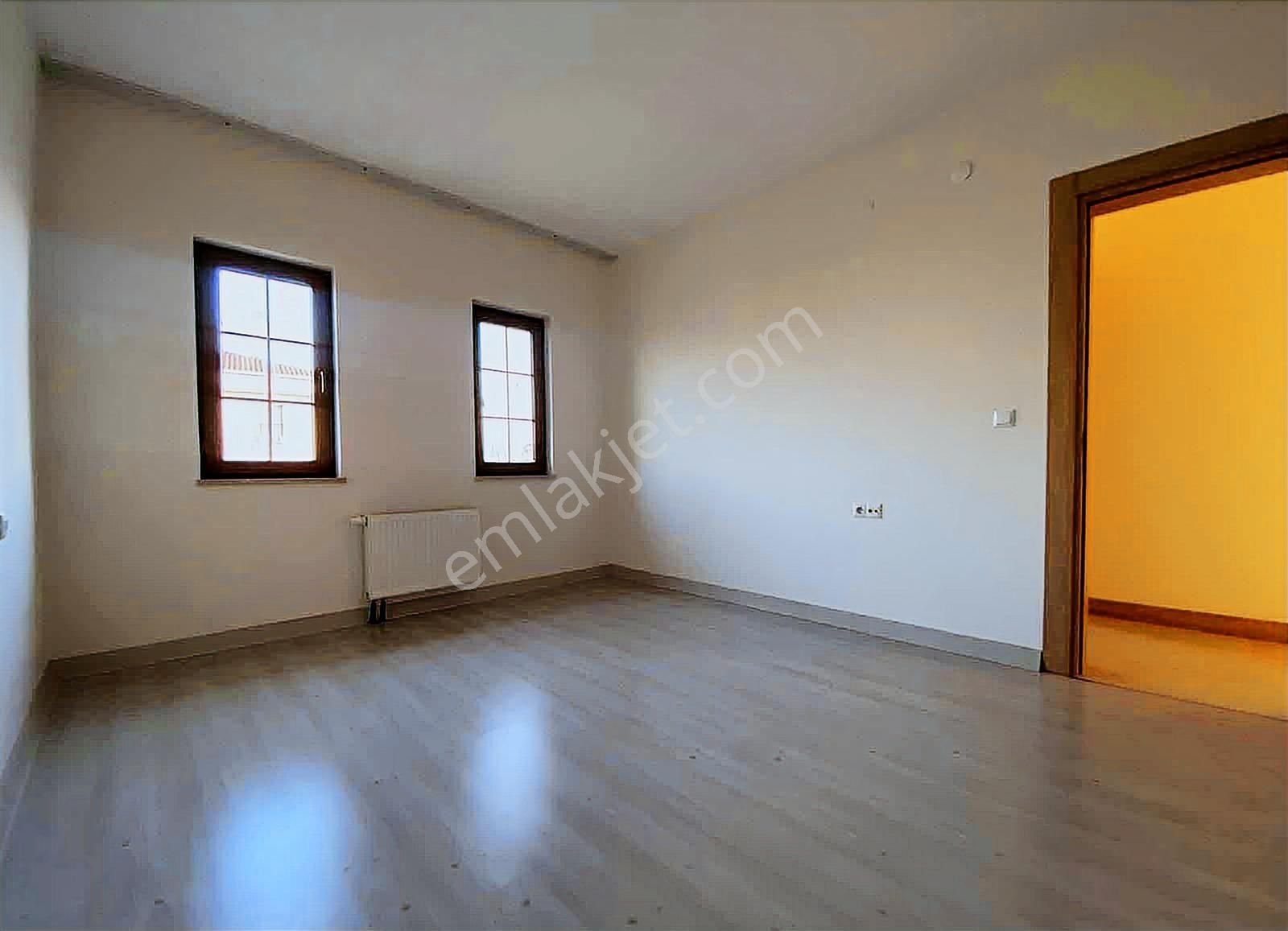 Yamaner Gayrimenkulden Balkan'da 2+1 Ferah Kiralık Daire - Görsel 23