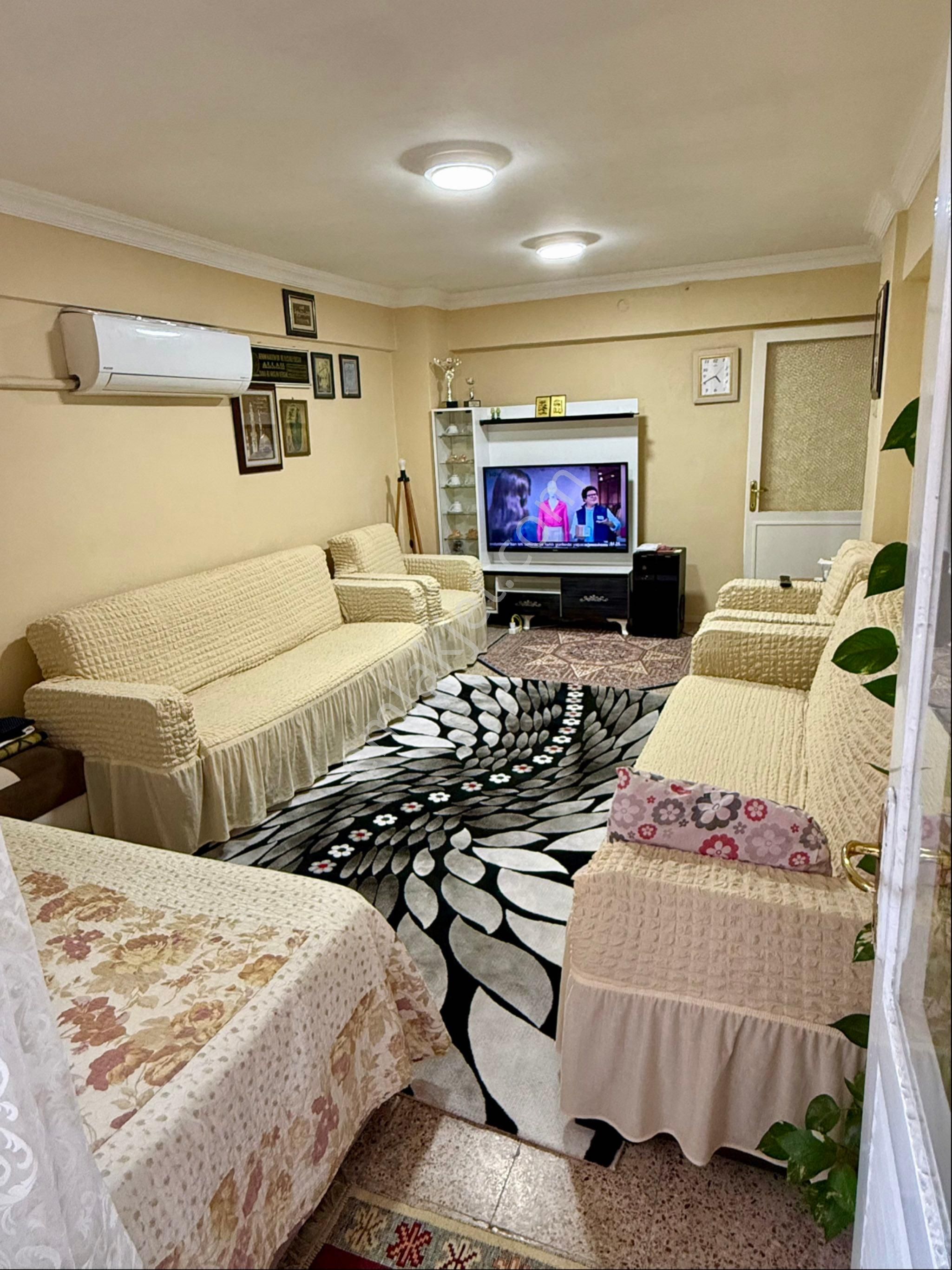 İzmir Konak Zeytinlilte Lüx Daire Sıfır Masraff - Görsel 2