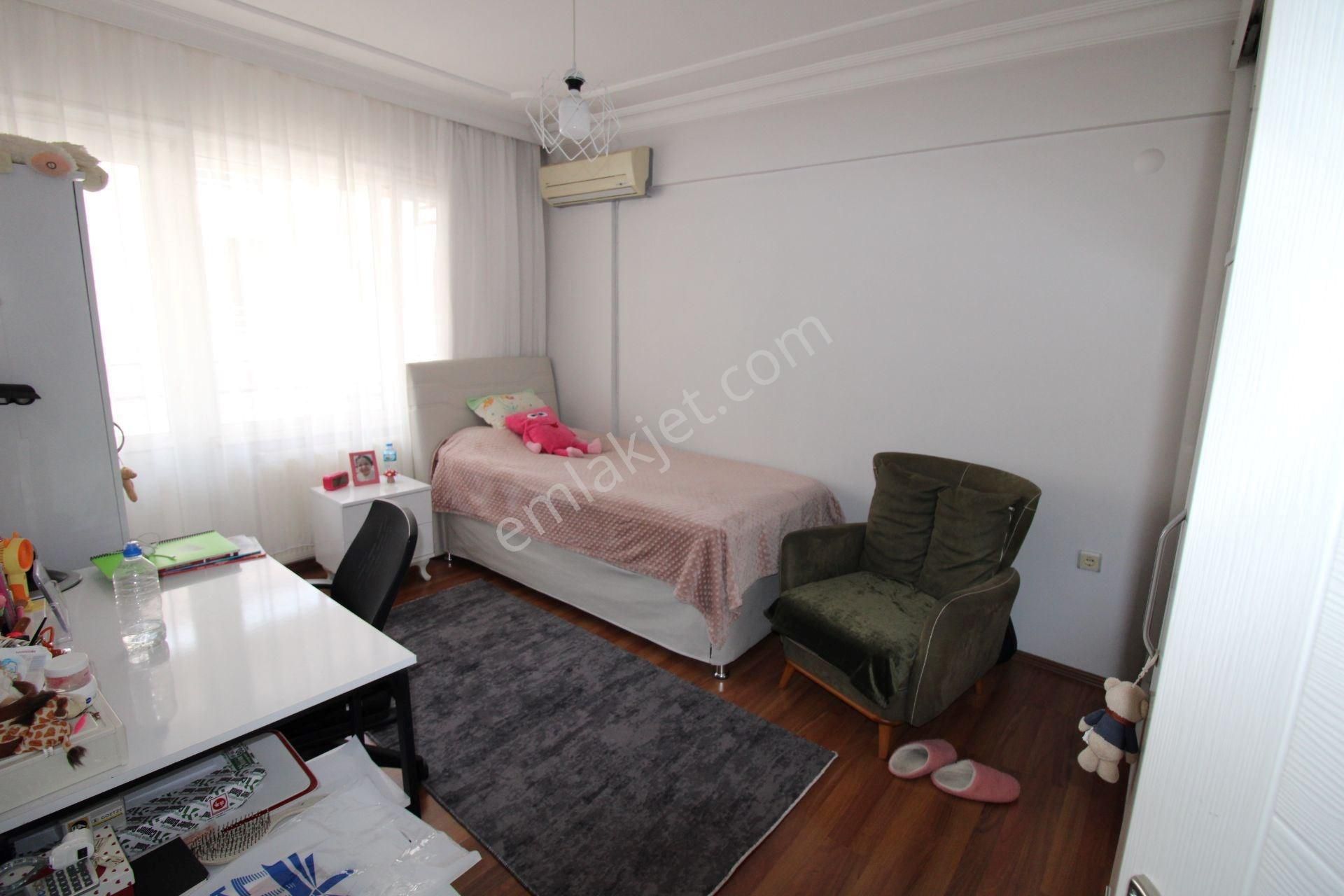 Bahçelievler Asuva Park Karşısı 3+1 Satılık Arakat Daire - Görsel 18