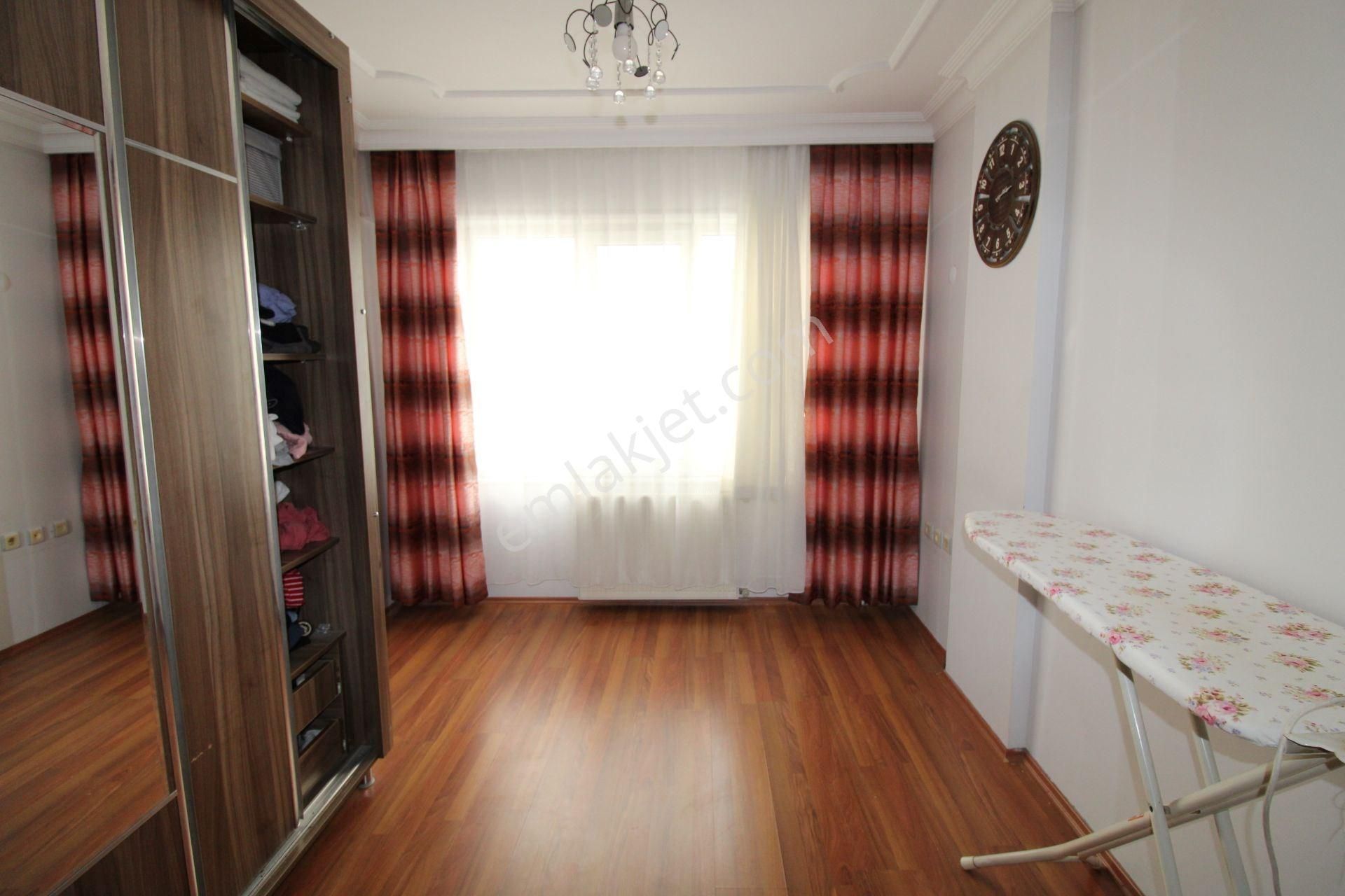 Bahçelievler Asuva Park Karşısı 3+1 Satılık Arakat Daire - Görsel 14