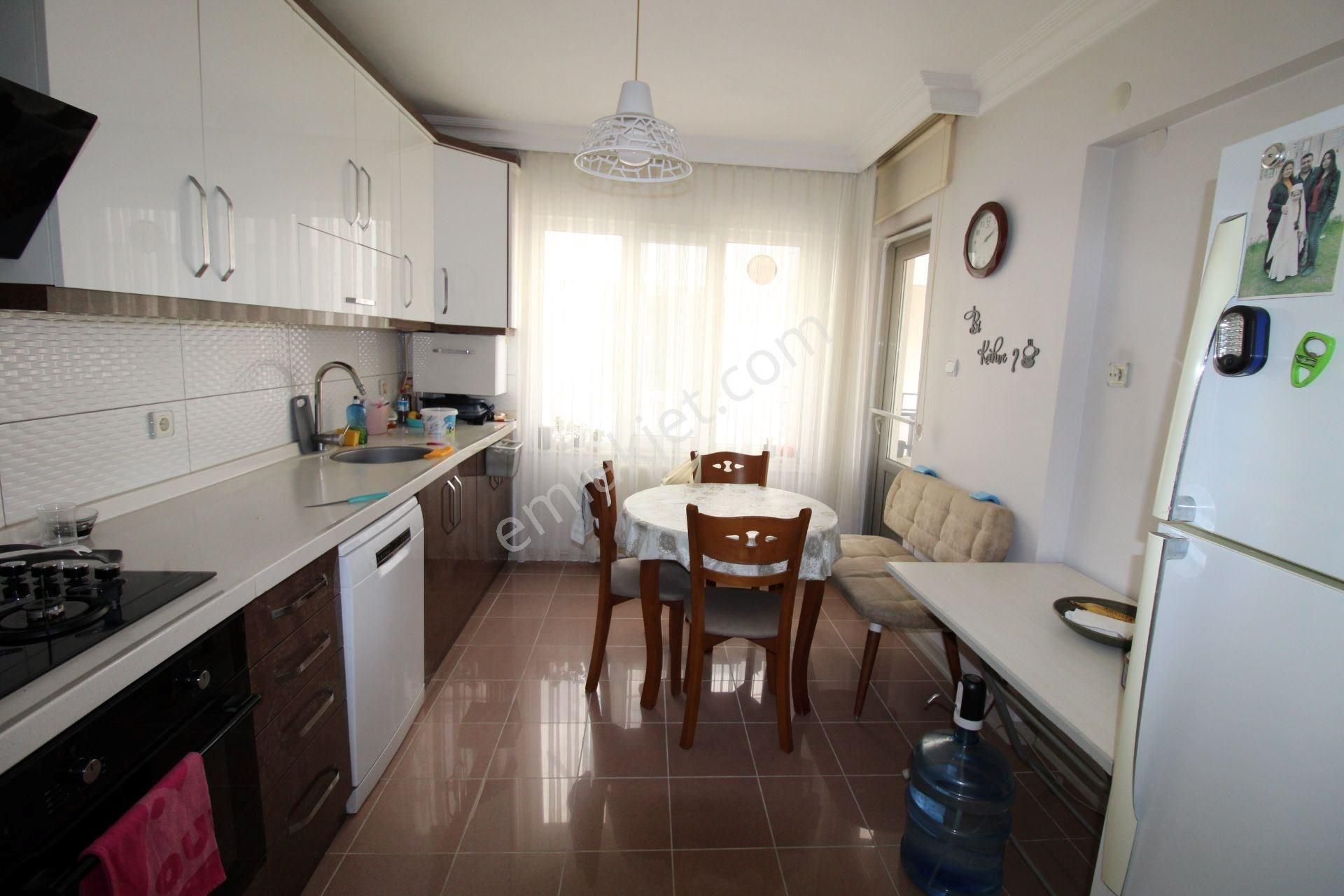 Bahçelievler Asuva Park Karşısı 3+1 Satılık Arakat Daire - Görsel 8