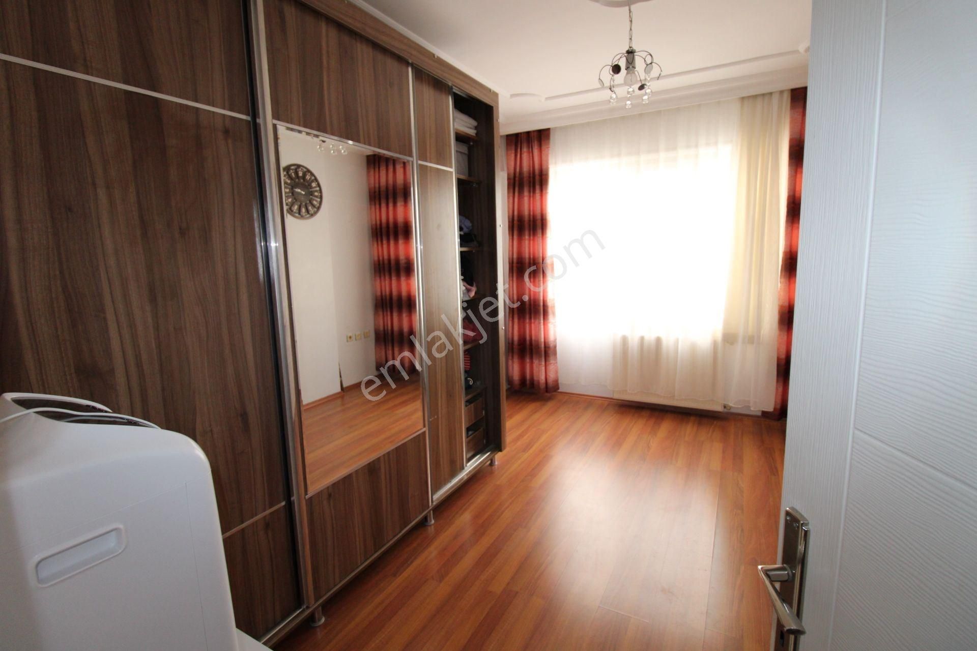 Bahçelievler Asuva Park Karşısı 3+1 Satılık Arakat Daire - Görsel 13