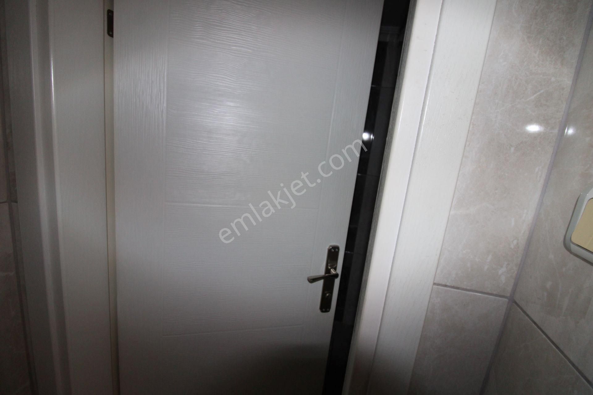 Bahçelievler Asuva Park Karşısı 3+1 Satılık Arakat Daire - Görsel 23