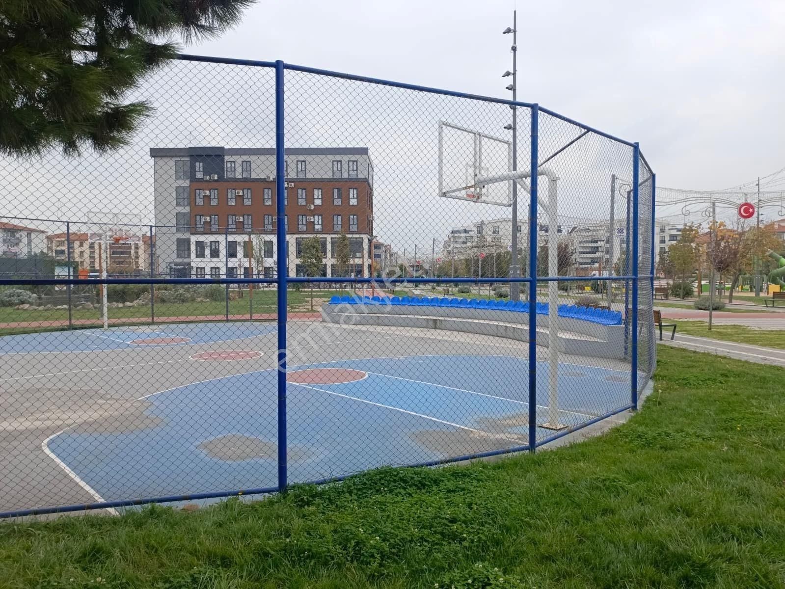 Bahçelievler Asuva Park Karşısı 3+1 Satılık Arakat Daire - Görsel 32