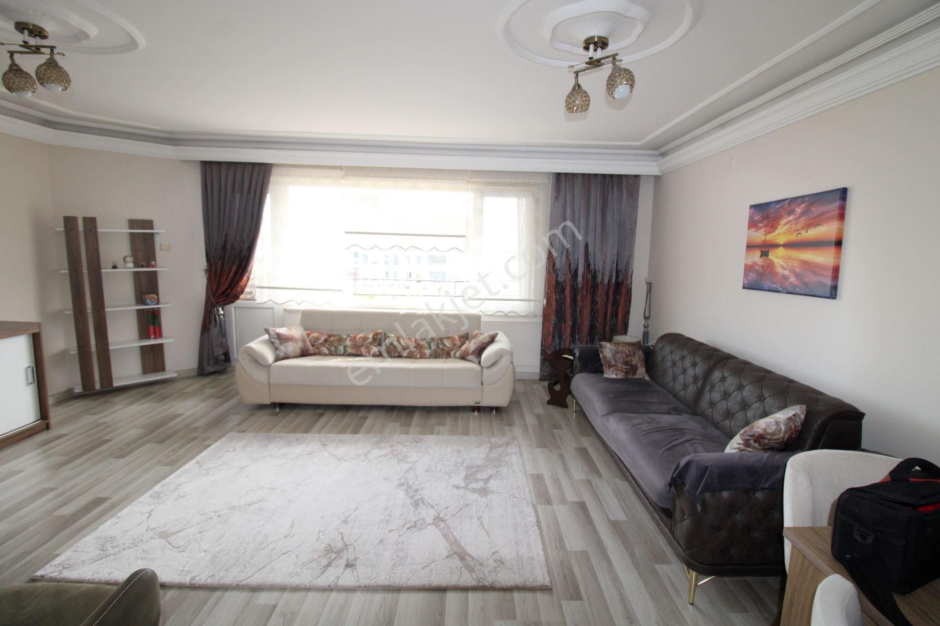 Bahçelievler Asuva Park Karşısı 3+1 Satılık Arakat Daire - Görsel 4