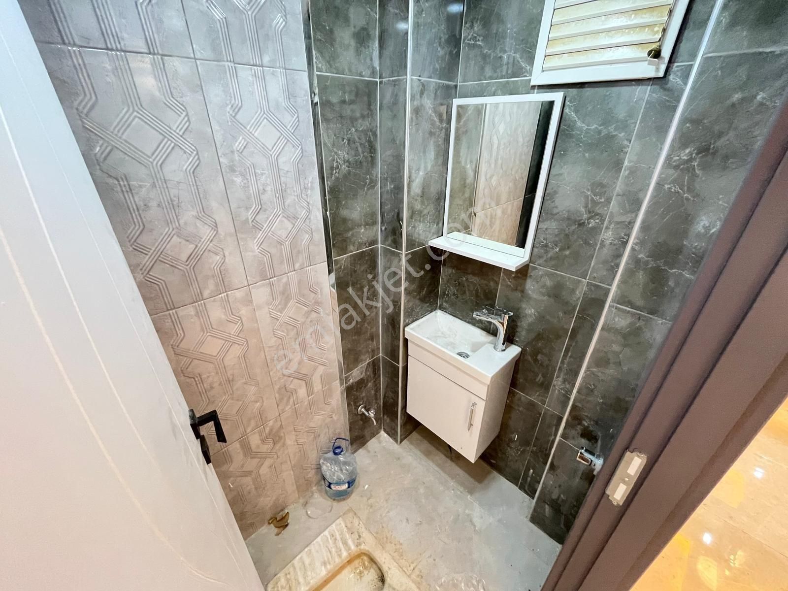 H.gazi Başak Mah Yonca Yakını Asansörlü 1.kat 3+1 Ultra Lüxk Yapılı Daire - Görsel 23