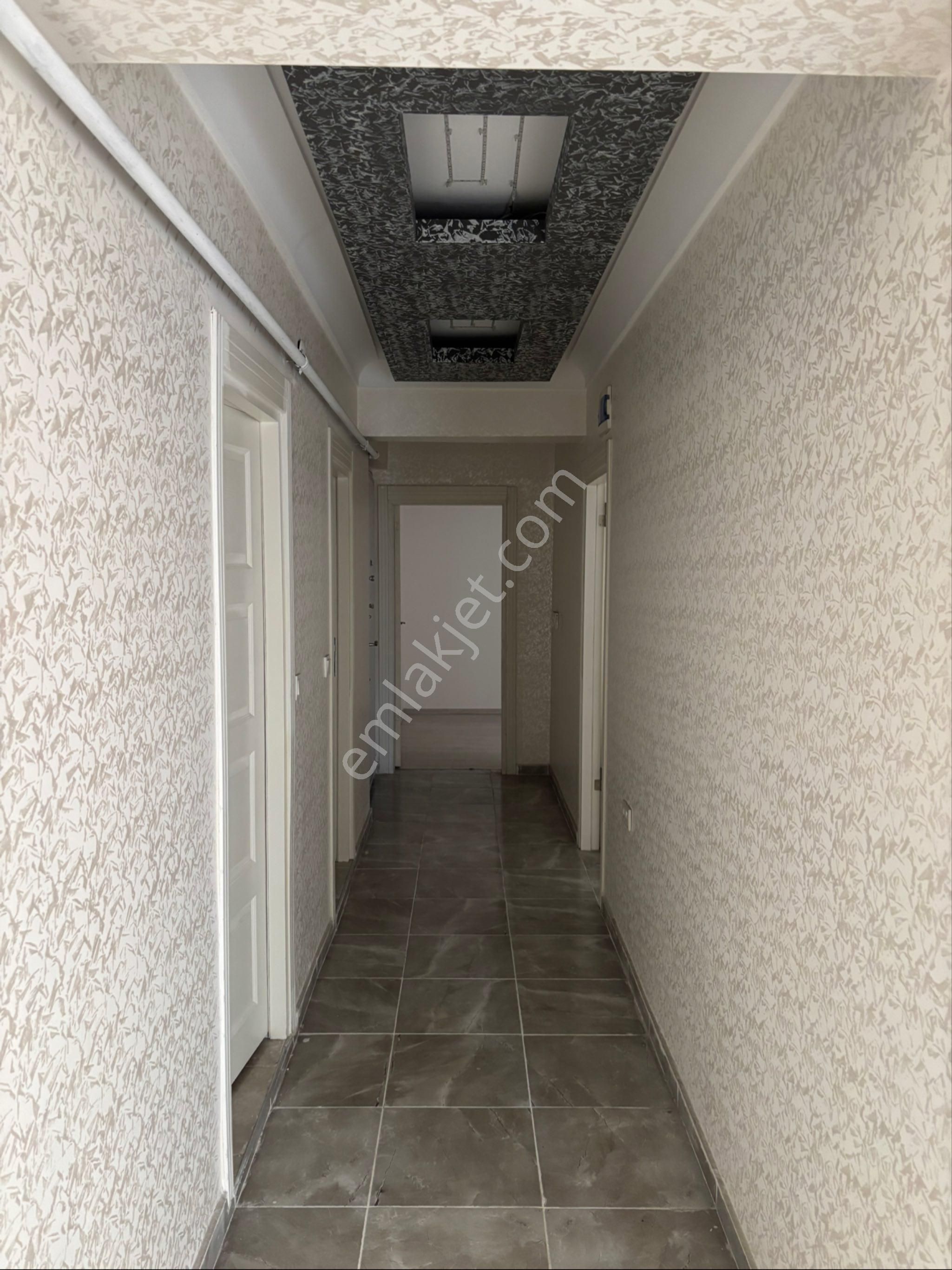 Bağlarçeşmede Sıfır Geniş Daire - Görsel 21