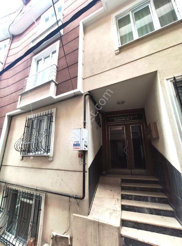 Eyüp Rami Yeni Mh. 2+1 / 80m2 / 10-15 Yıllık Bina / Bahçeli / Kredili / Kot 2 Daire - Görsel 28