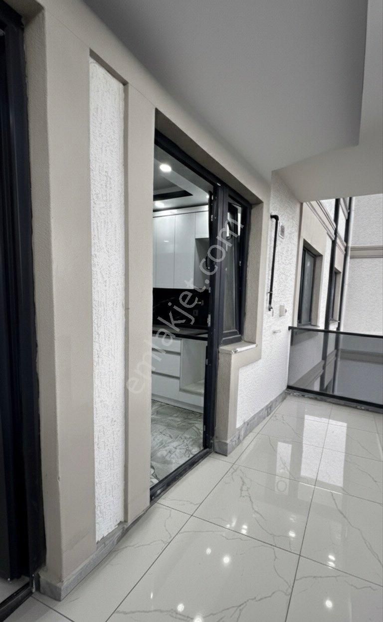 Satılık Lüks Daire 2+1 - Görsel 8