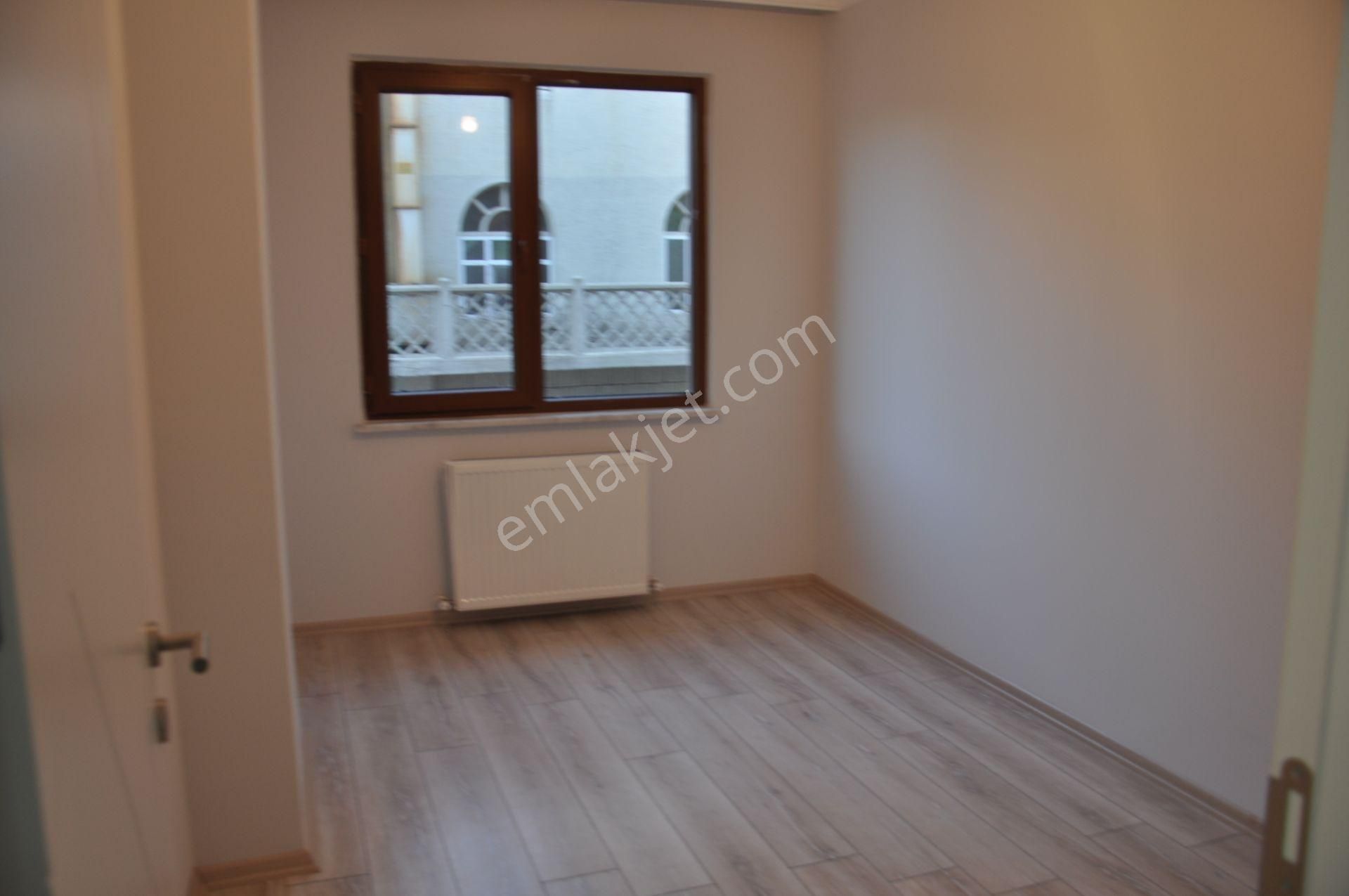 Bahçelievler Yayla Merkezde 1. Kat Asansörlü 2+1 Satılık Daire - Görsel 12