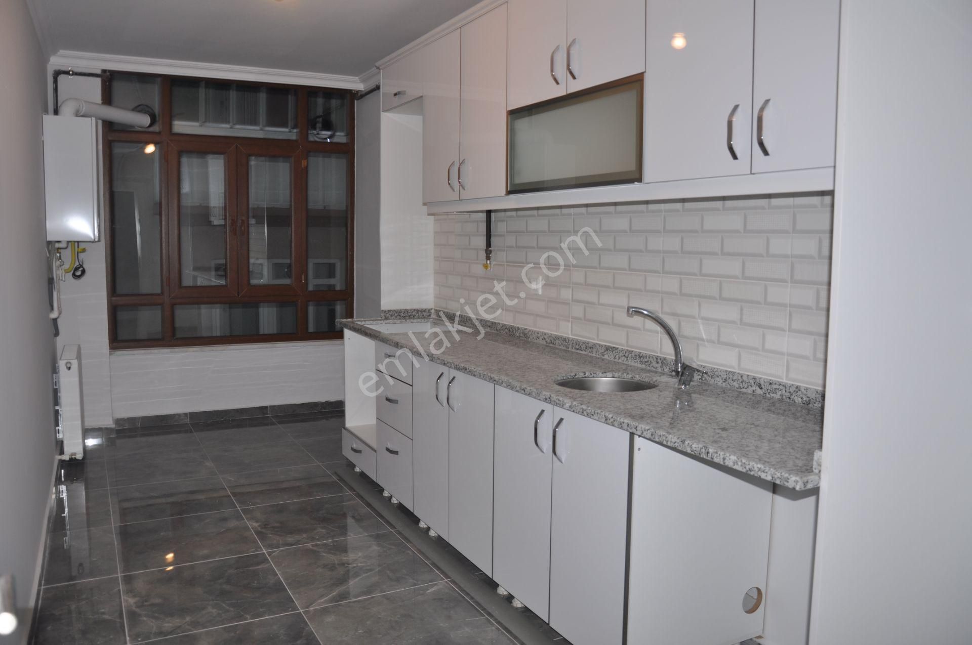 Bahçelievler Yayla Merkezde 1. Kat Asansörlü 2+1 Satılık Daire - Görsel 17