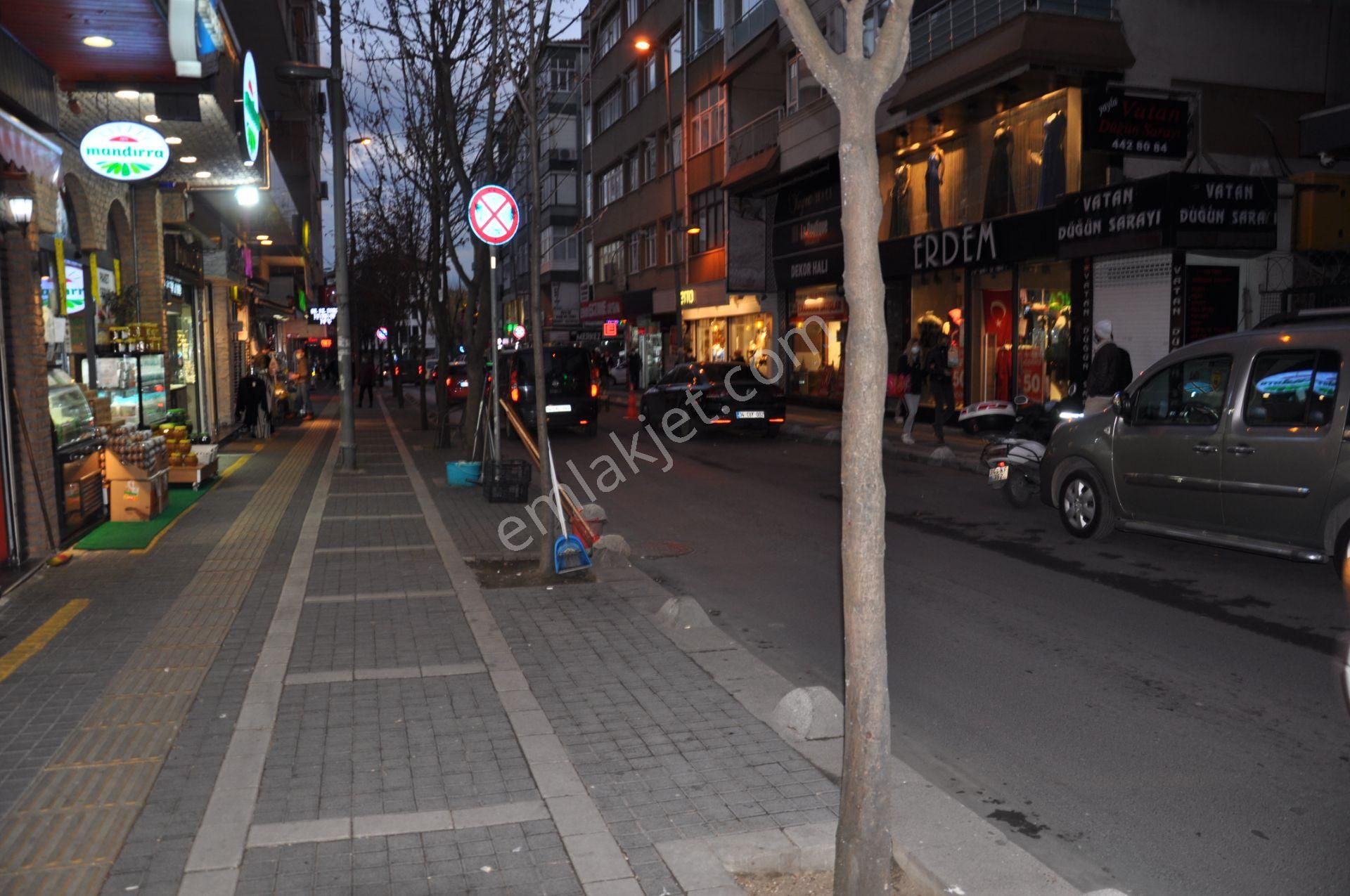 Bahçelievler Yayla Merkezde 1. Kat Asansörlü 2+1 Satılık Daire - Görsel 4