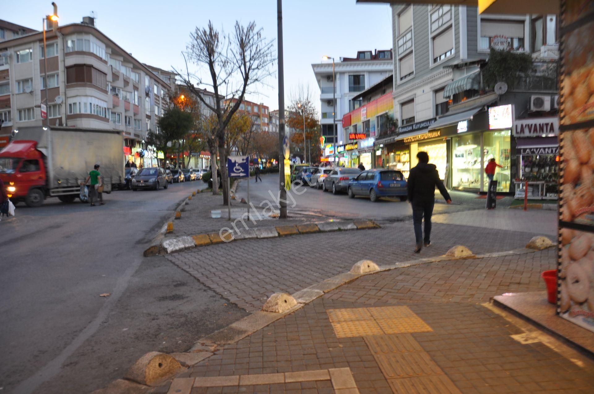 Bahçelievler Yayla Merkezde 1. Kat Asansörlü 2+1 Satılık Daire - Görsel 5