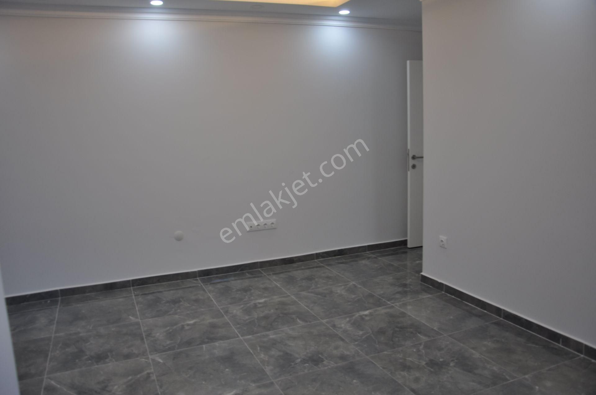 Bahçelievler Yayla Merkezde 1. Kat Asansörlü 2+1 Satılık Daire - Görsel 23