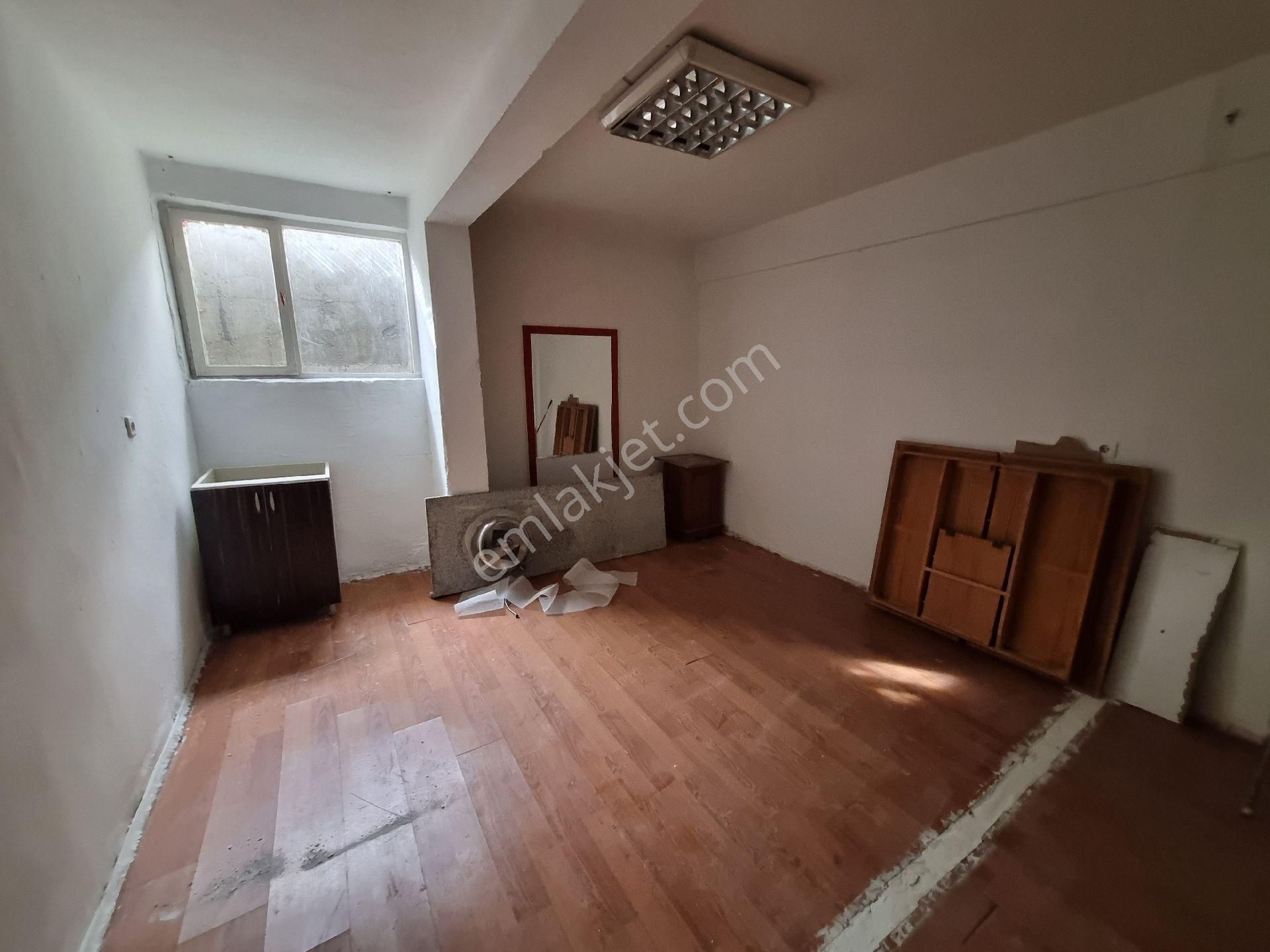 Bağbaşı'dan Şehir Hastanesi'yakın Ayvalı Caddesi'nde Kiralık Dükkan - Görsel 16