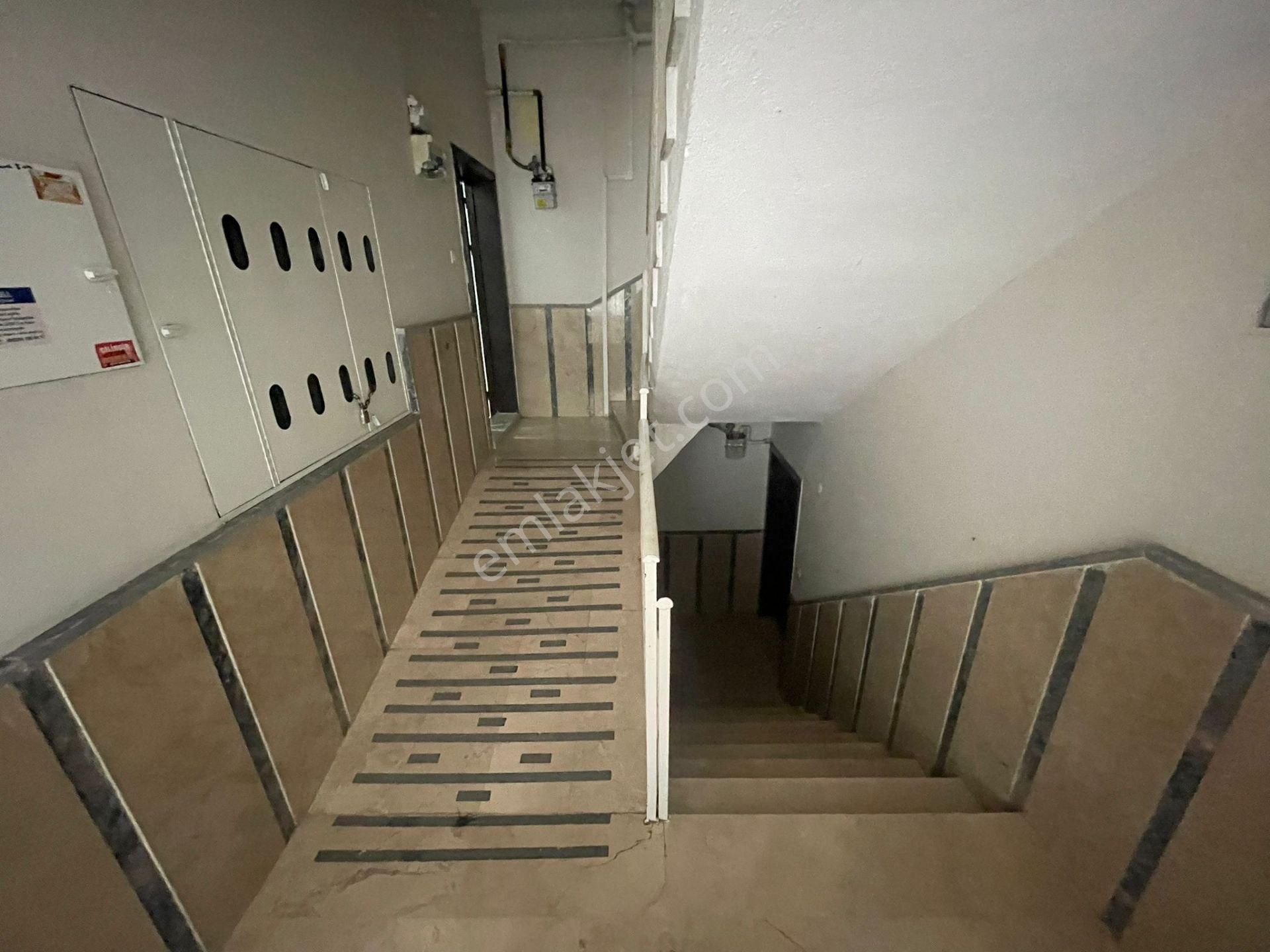 Sincan Selçuklu Da 3+1 Bağımsız Full Yapılı Geniş M2 Ön Cephe Daire - Görsel 33