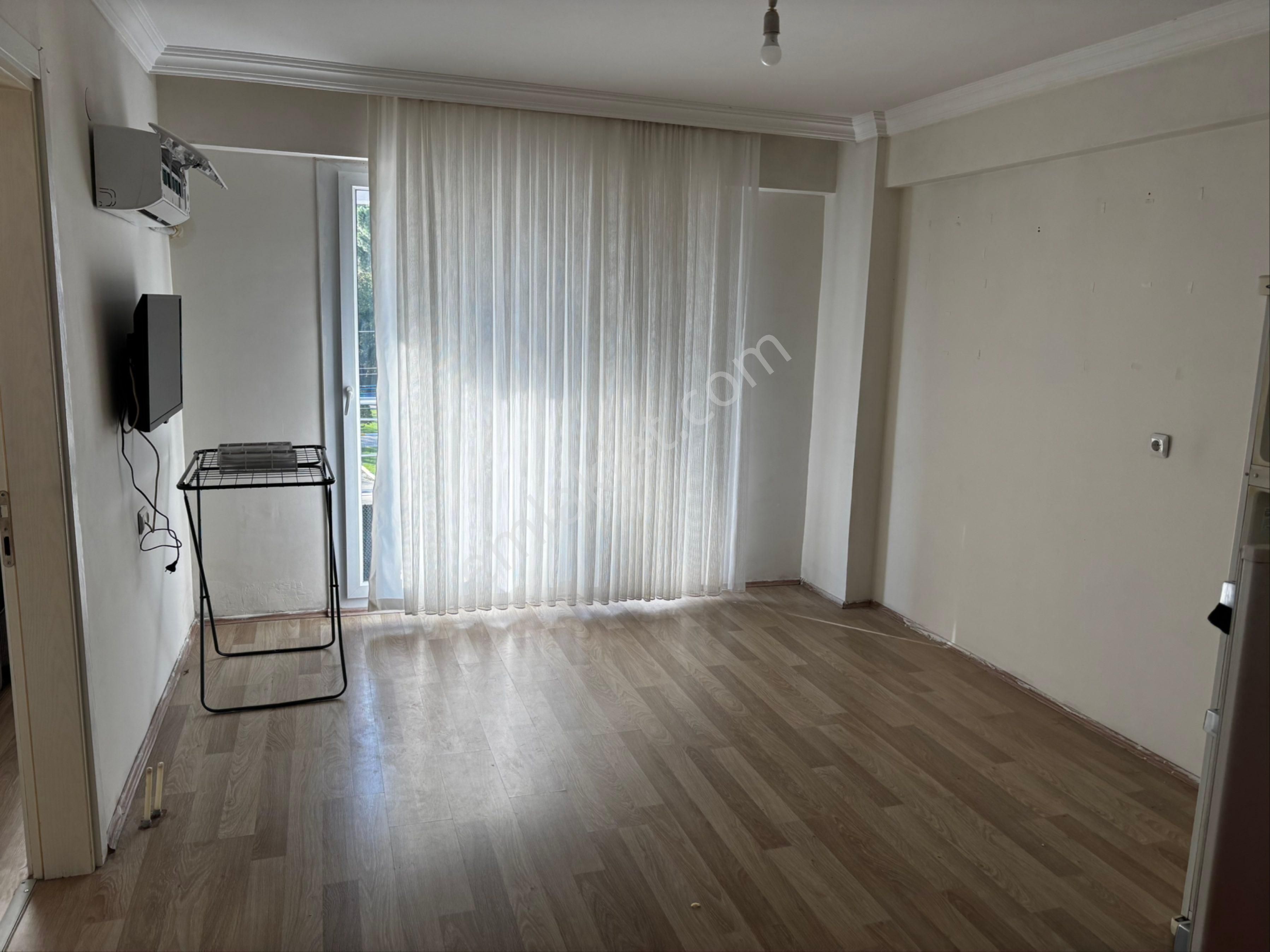 Sümer Mahallesinde Satılık 1+1 Daire