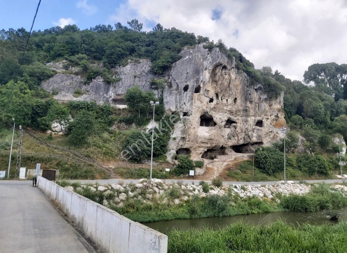 Çatalca İnceğiz Mah.de Ana Caddeye Çok Yakın 7/24 Güvenlikli Ve Kameralı Site De 200m2 - Görsel 29