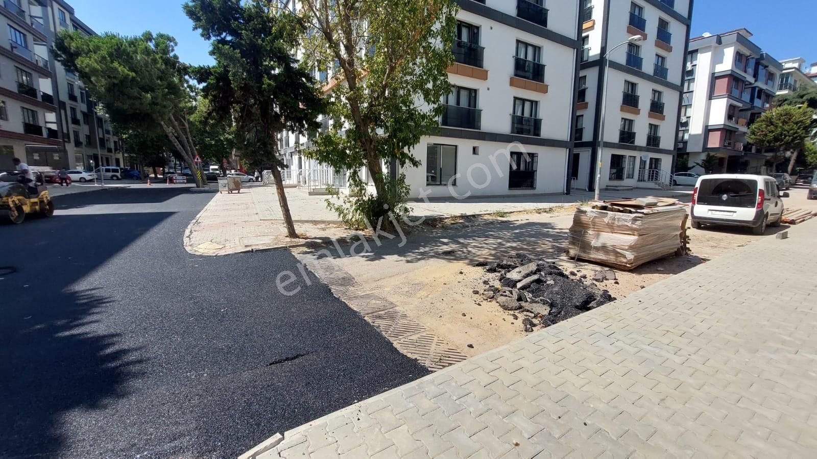 Kartal Cevizli Zeytnlik Caddesi Üzerinde Sıfır Geniş Köşe Dükkan - Görsel 5