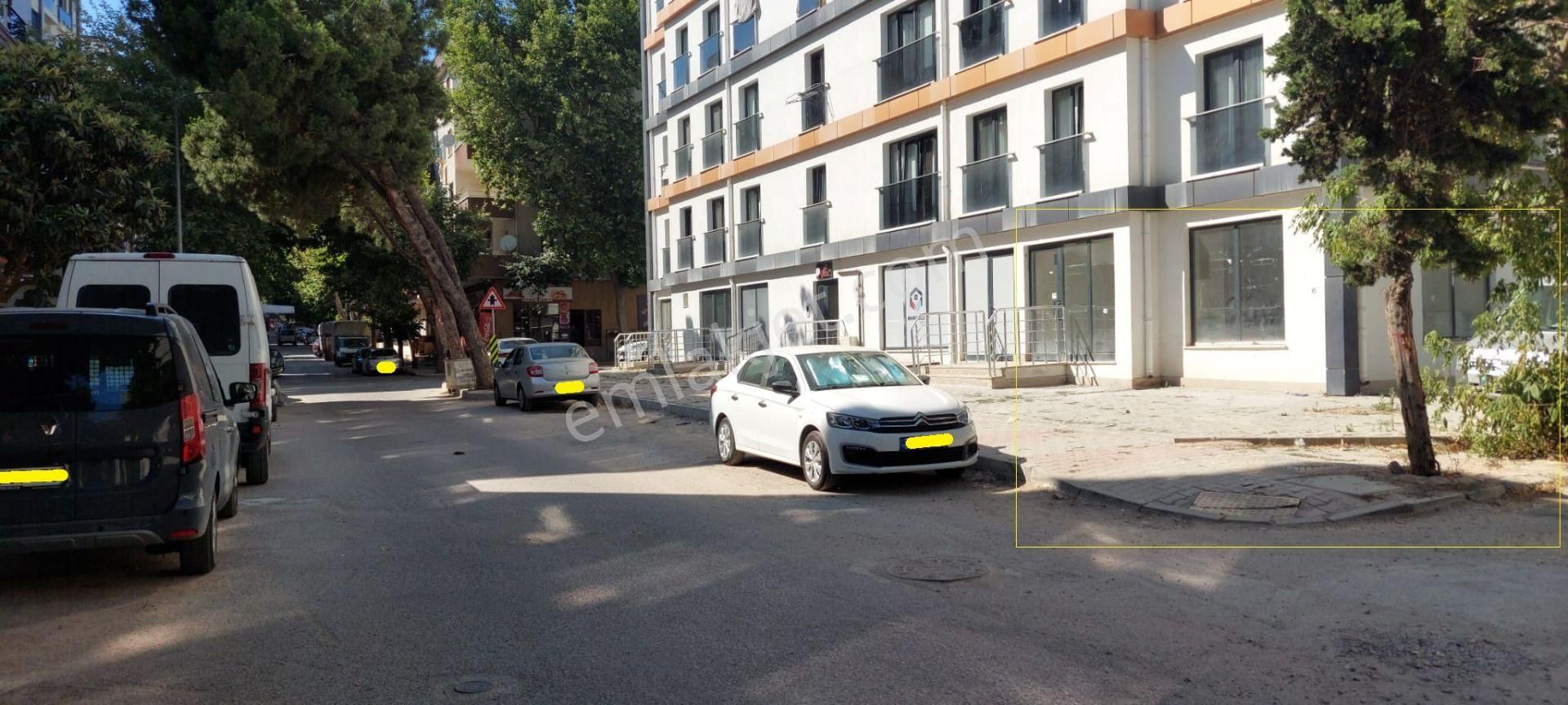 Kartal Cevizli Zeytnlik Caddesi Üzerinde Sıfır Geniş Köşe Dükkan - Görsel 4