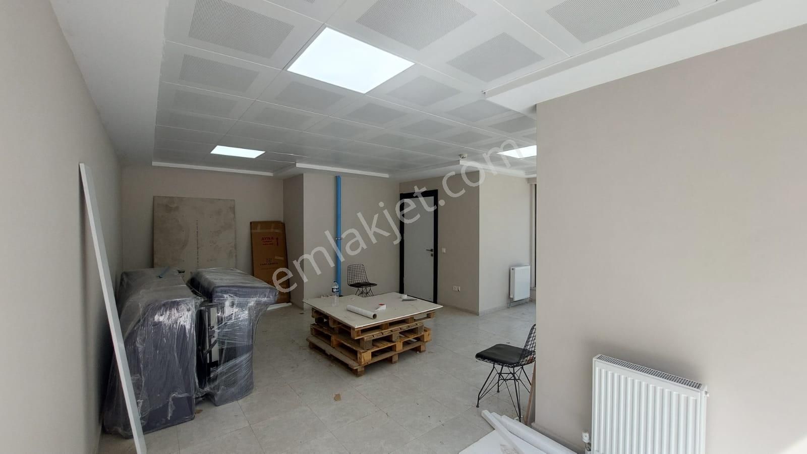 Kartal Cevizli Zeytnlik Caddesi Üzerinde Sıfır Geniş Köşe Dükkan - Görsel 19