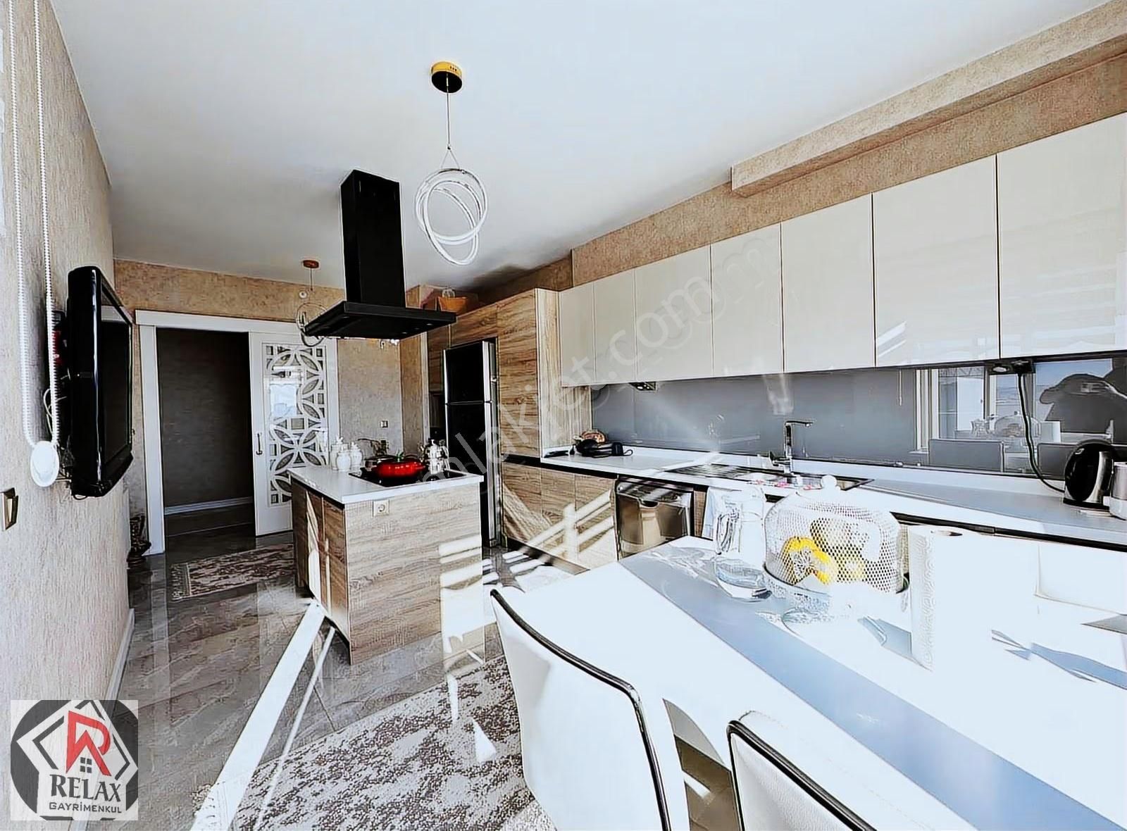 Relax'tan Gözde Proje Gamador Bulvarda 29.kat 3+1 Fırsat Daire - Görsel 31