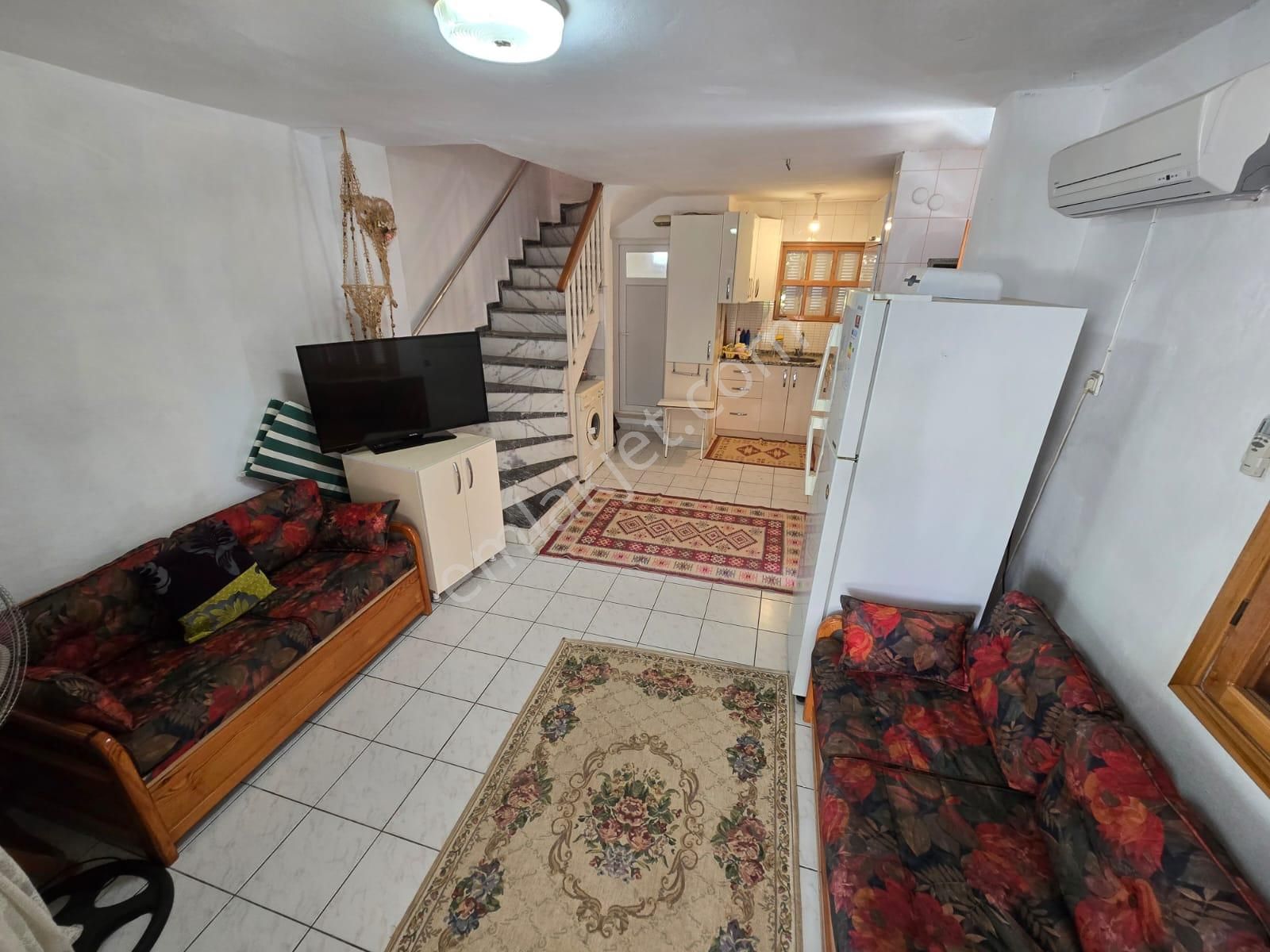 Didim Akbükte Denize 200 Metre Mesafede Manzaralı 2+1 Villa - Görsel 3