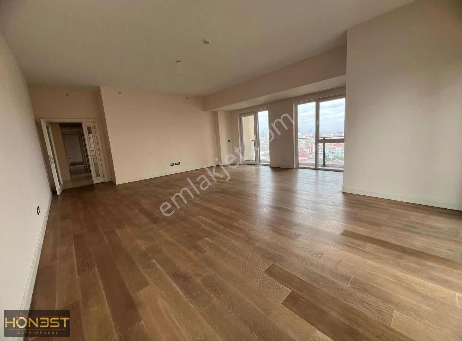 Kiptaş Venezia Mega Satılık 4+1 Boş Daire...avm Havuz Manzara - Görsel 22