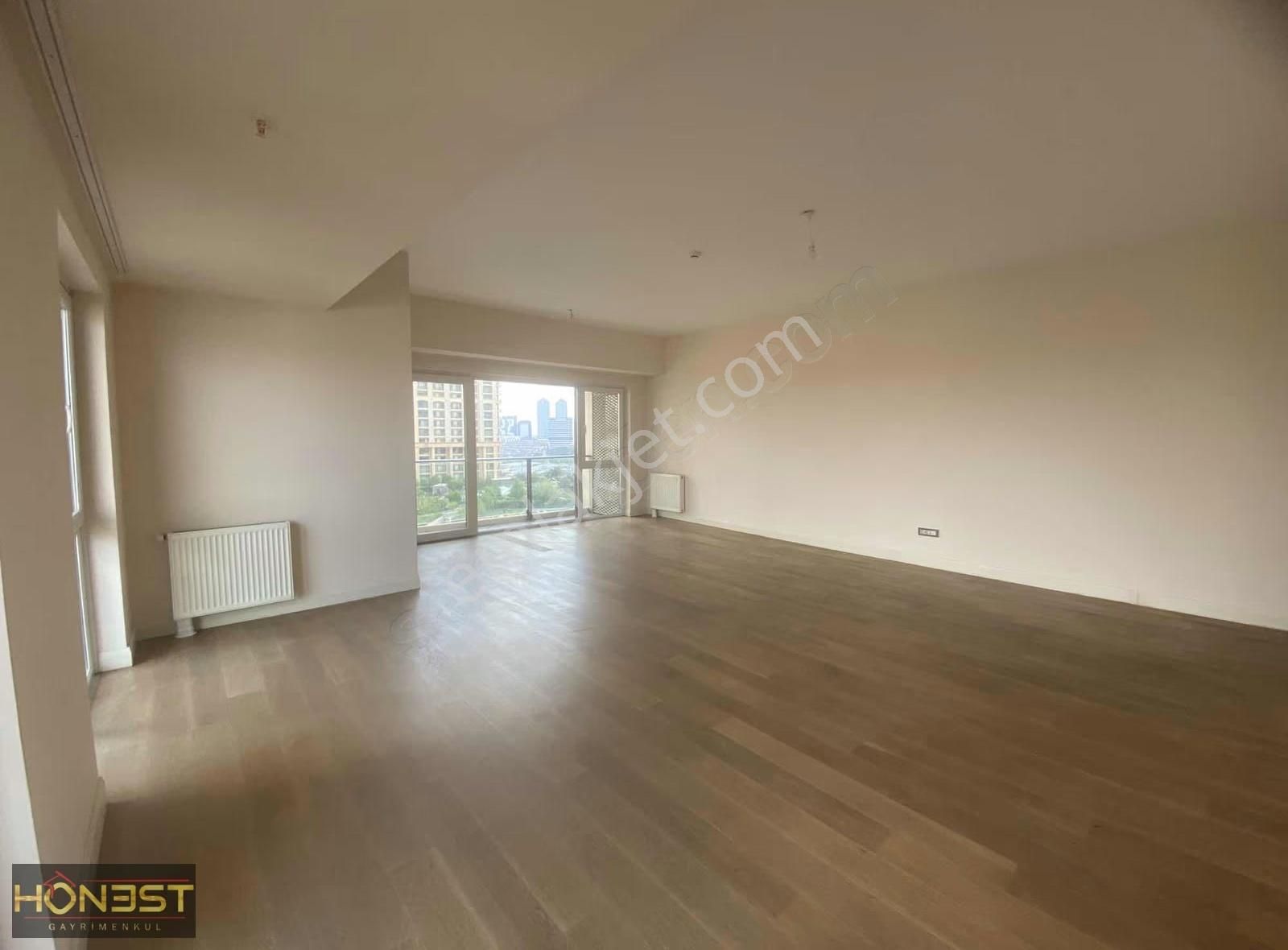Kiptaş Venezia Mega Satılık 4+1 Boş Daire...avm Havuz Manzara - Görsel 31