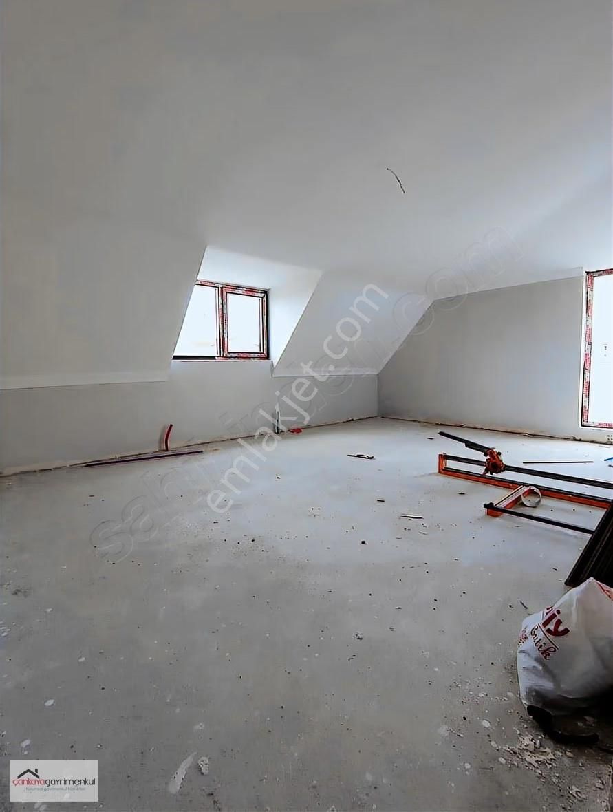 Arnavutköy'de Yeni Sistemle Yapılmış 2+1 Çatı Daire - Asansör - Görsel 15